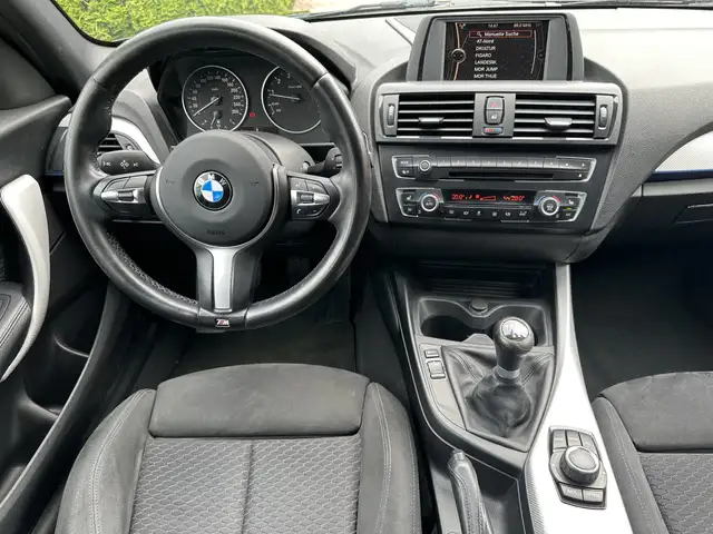 BMW 1 Series view 8