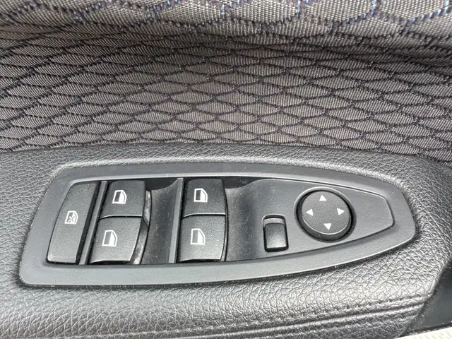 BMW 1 Series view 10
