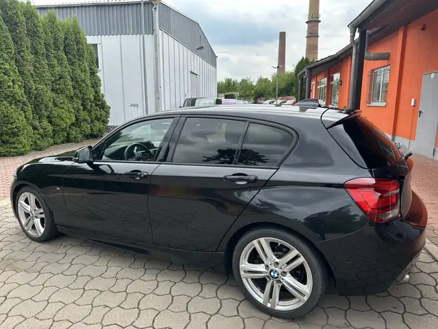 BMW 1 Series view 7