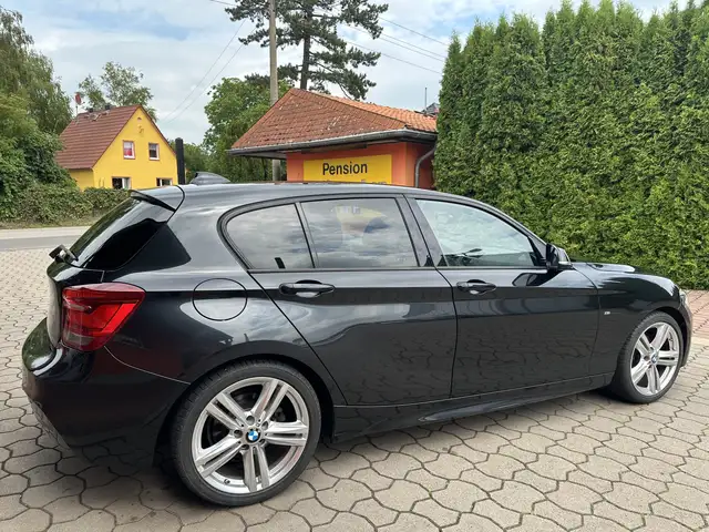 BMW 1 Series view 5