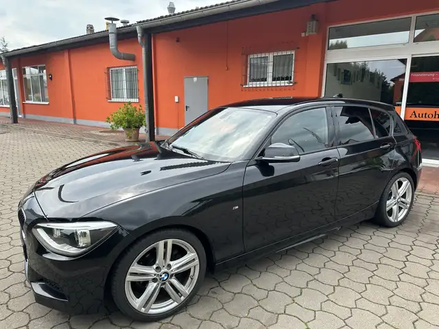 BMW 1 Series view 3