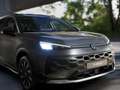 Volkswagen T-Roc Life First Edition 1.5 eTSI 85 kW / 116 PK SUV 7 v Grijs - thumbnail 4