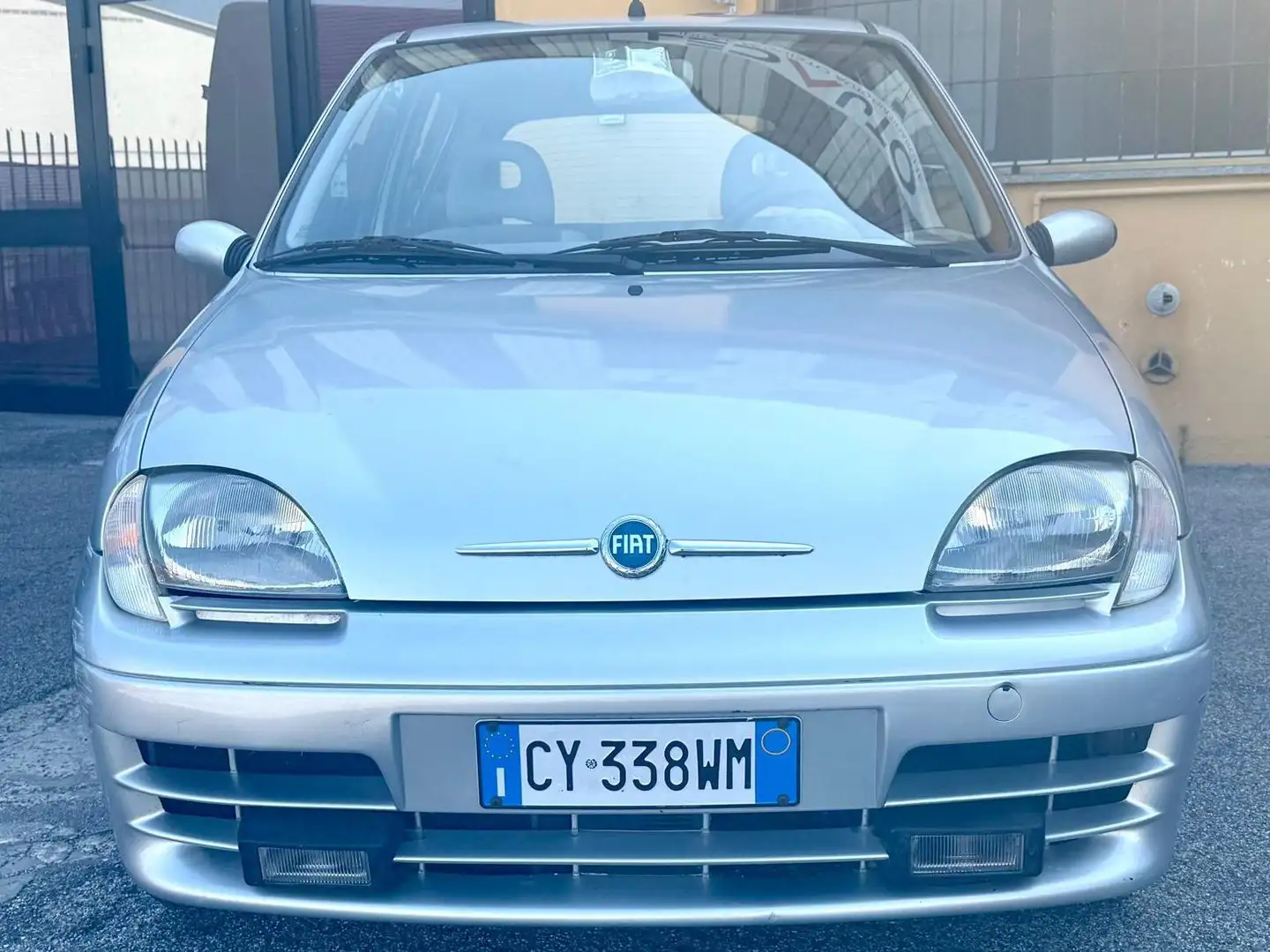 Fiat 600 600 III 2005 1.1 50th Anniversary Срібний - 2