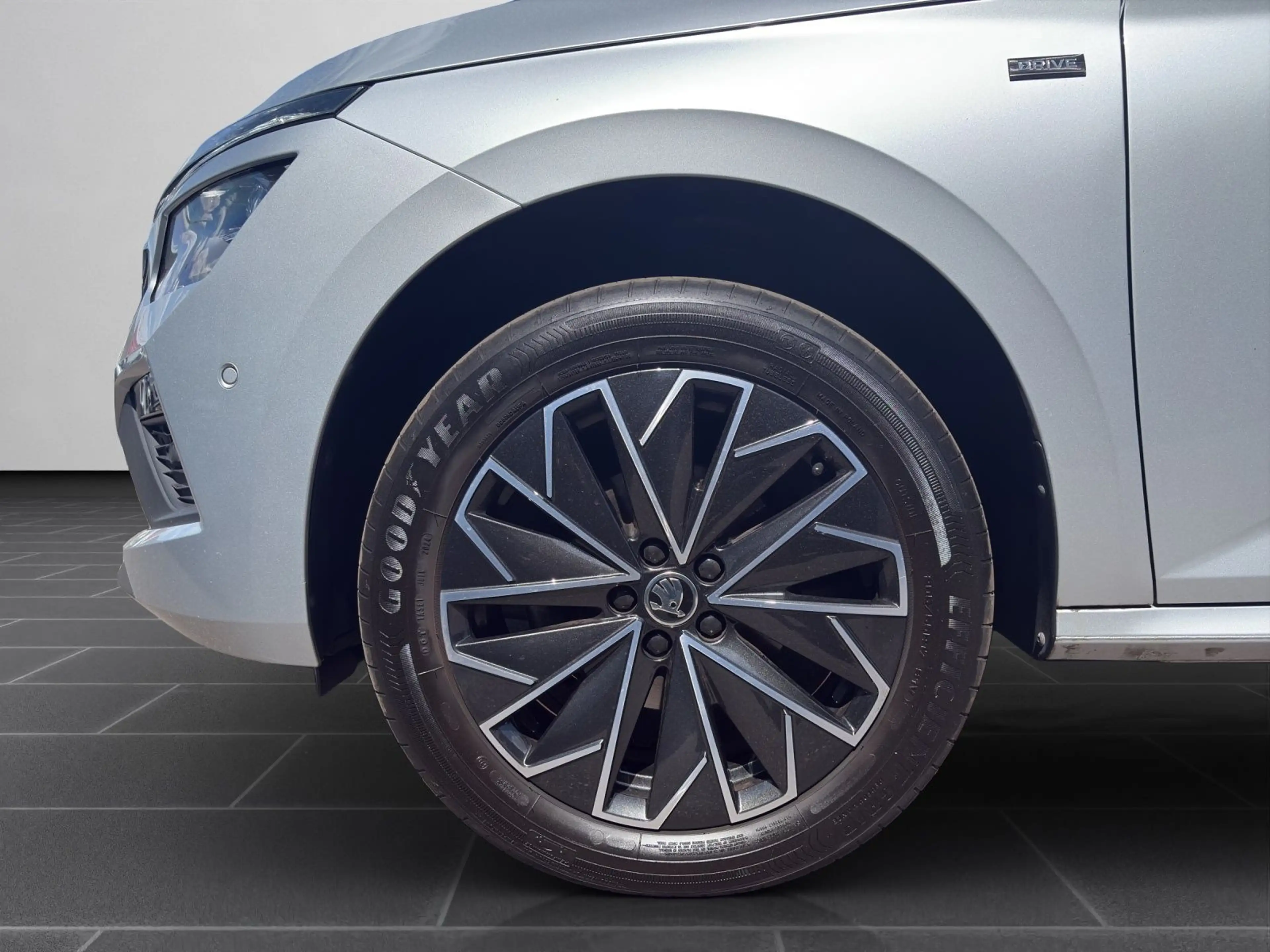Skoda Kamiq Selection 1.0 TSI MATRIX-BEAM RÜCKFAHRKAME — photo 8