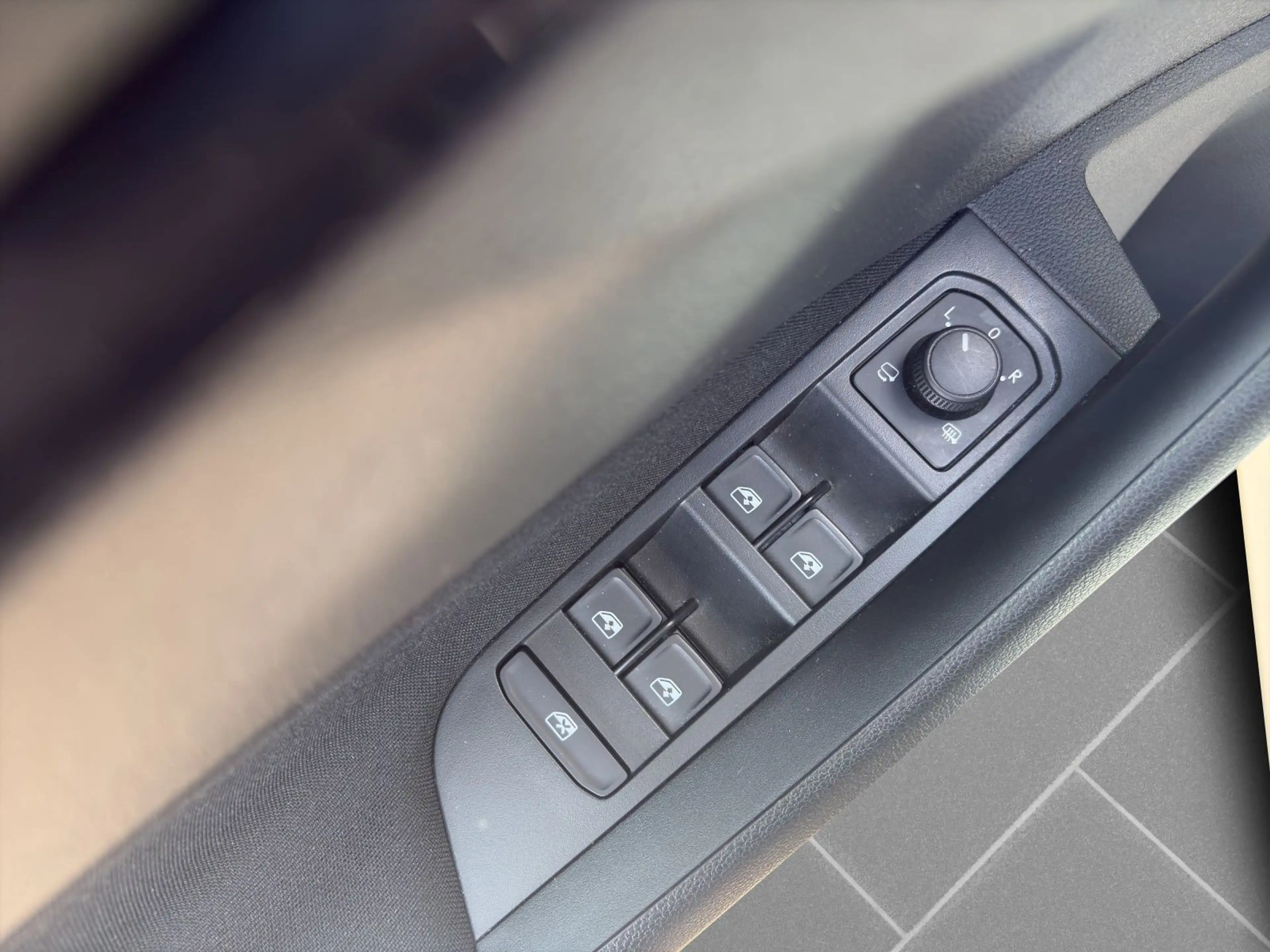 Skoda Kamiq Selection 1.0 TSI MATRIX-BEAM RÜCKFAHRKAME — photo 13