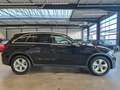 Mercedes-Benz GLC 220 d 4MATIC NAVI LED SITZHZ PDC TEMPOMAT Schwarz - thumbnail 4