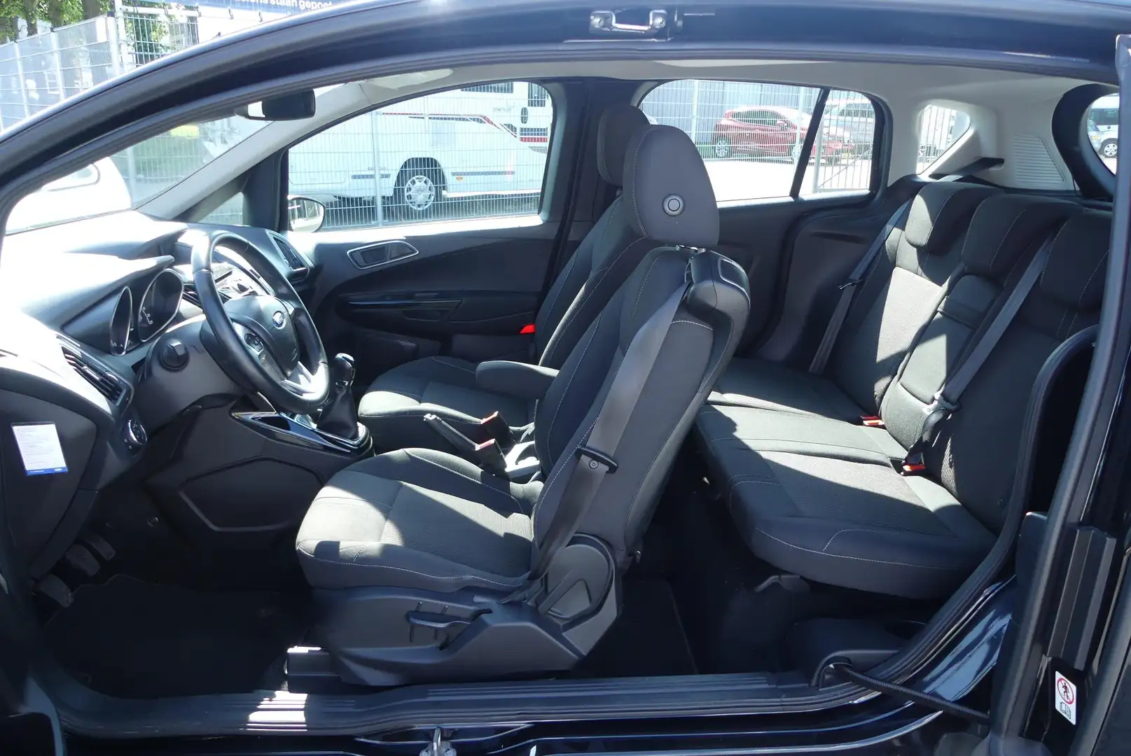 Ford B-Max 1.0 EcoBoost Titanium CRUISE, CLIMA, NAVI, CAMERA, Zwart - 2