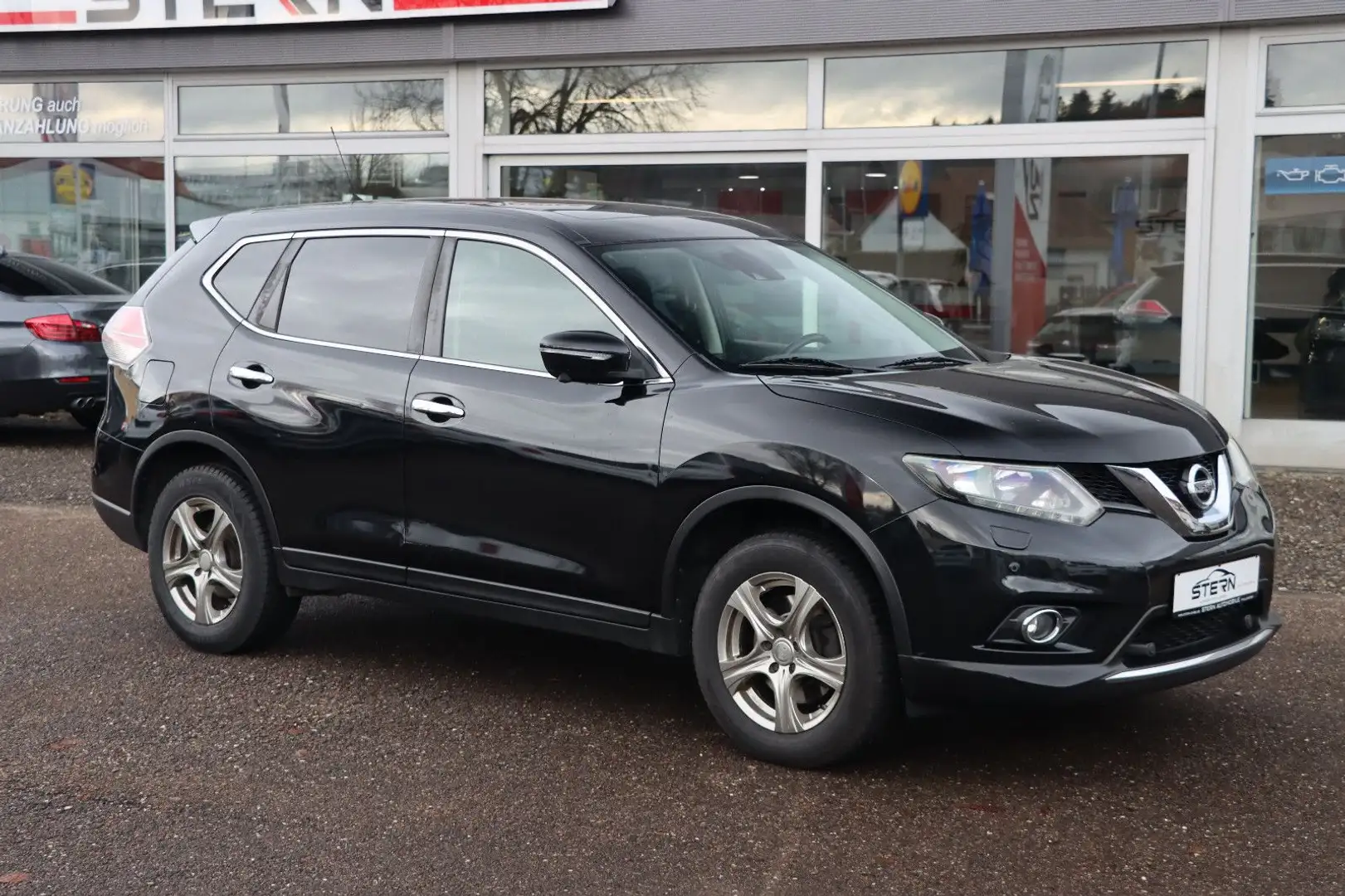 Nissan X-Trail 360° 4x4 l 2.HAND l NAVI l 7-SITZER l Schwarz - 2