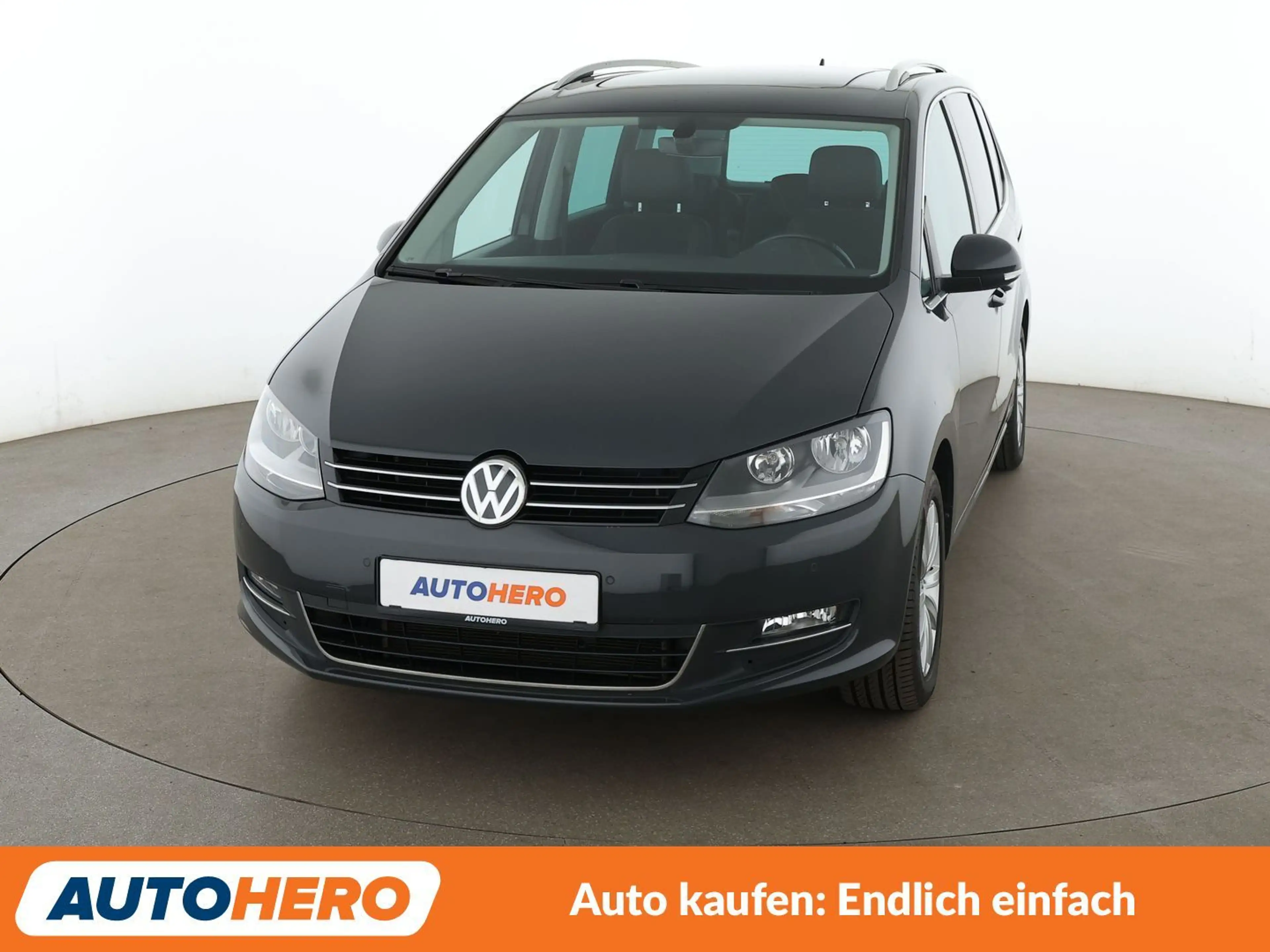 Volkswagen Sharan 1.4 TSI Highline BMT Aut.*NAVI*CAM*PDC* — photo 9