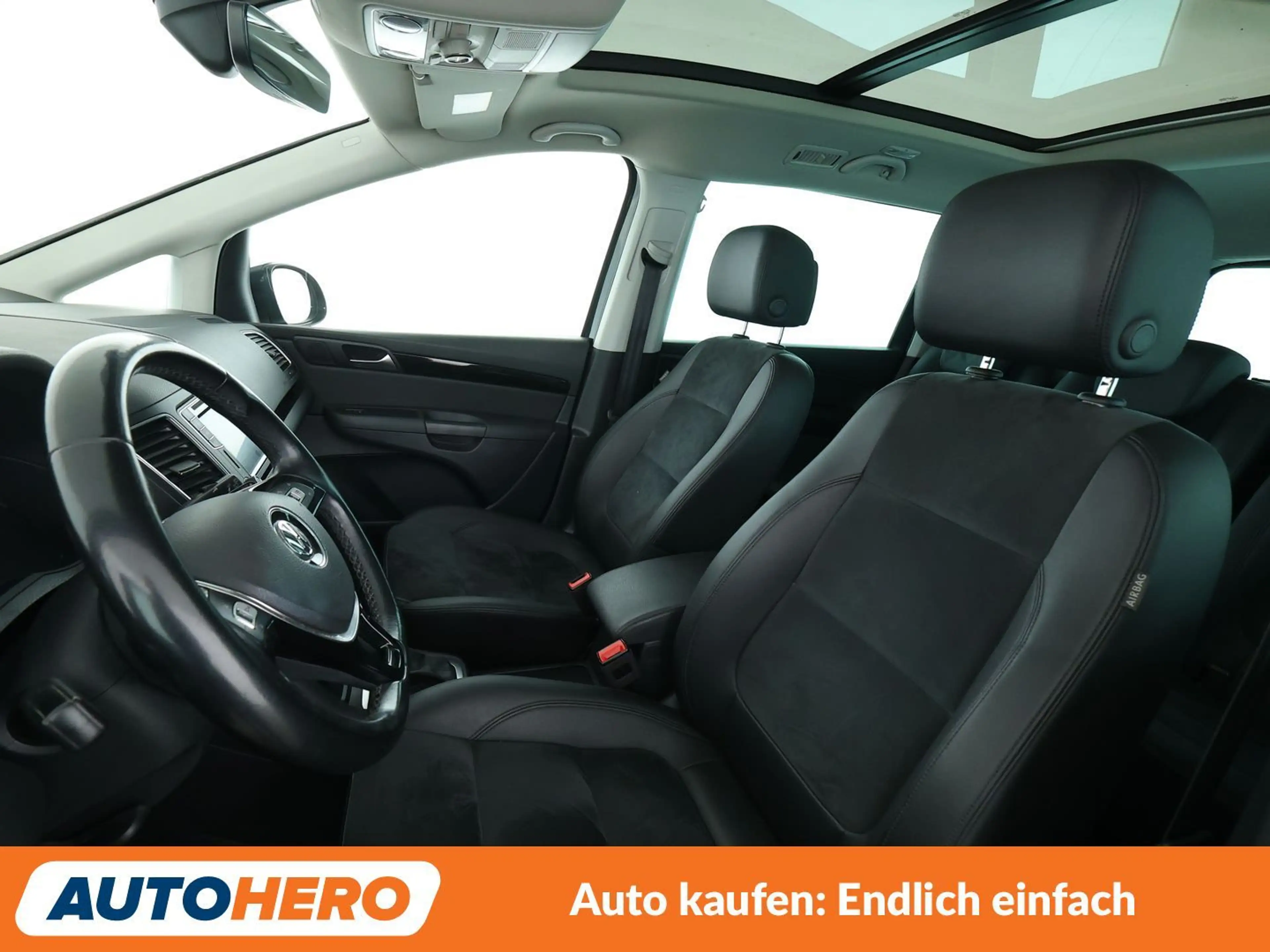 Volkswagen Sharan 1.4 TSI Highline BMT Aut.*NAVI*CAM*PDC* — photo 10