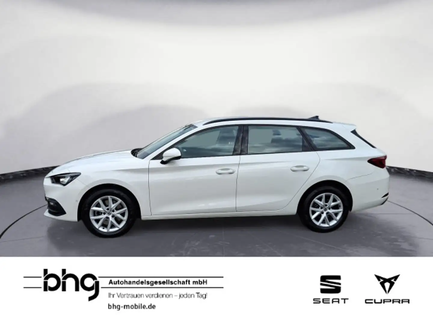 SEAT Leon Sportstourer 2.0 TDI DSG Style AHK Navi con Weiß - 2