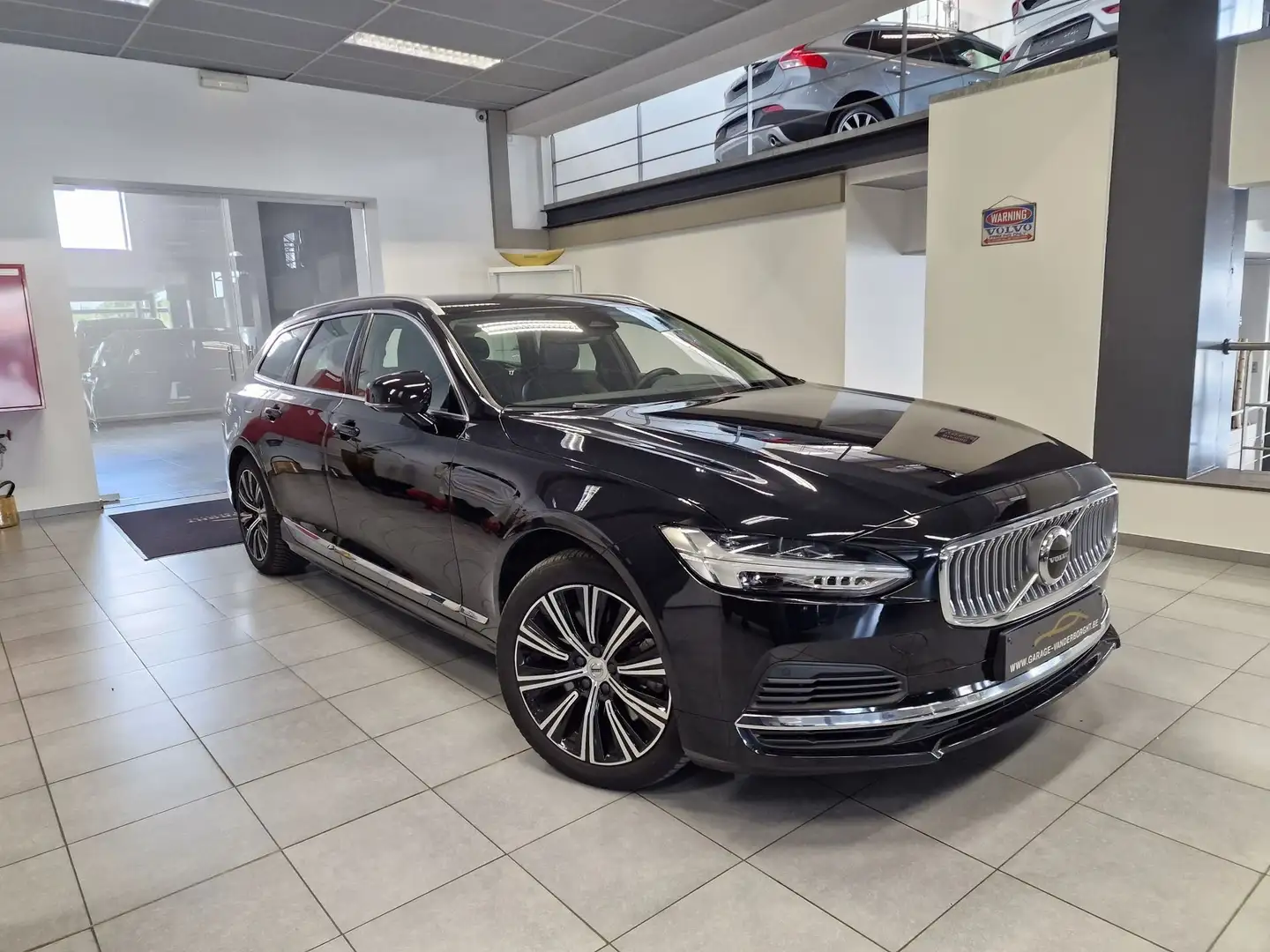 Volvo V90 INSCRIPTION T6 PLUG-IN HYBRID AWD AUTOMAAT - 1