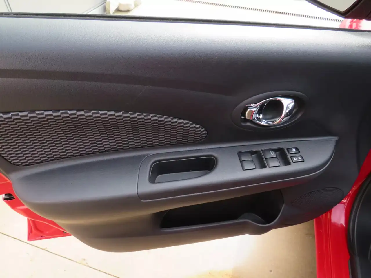 Nissan Micra снимка Nissan Micra