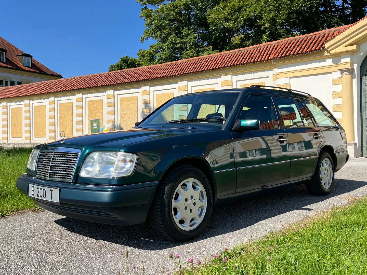 Mercedes-Benz E 200 E200T Modell SHD KLIMA MAL STOFF KARO Vert - 1