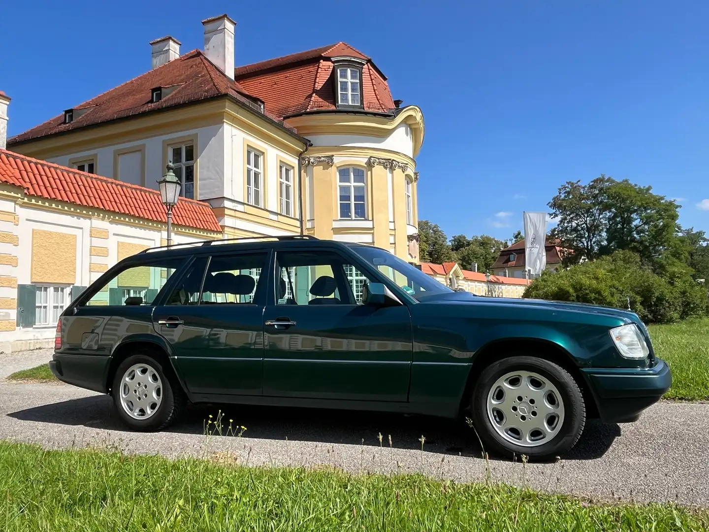 Mercedes-Benz E 200 E200T Modell SHD KLIMA MAL STOFF KARO Vert - 2