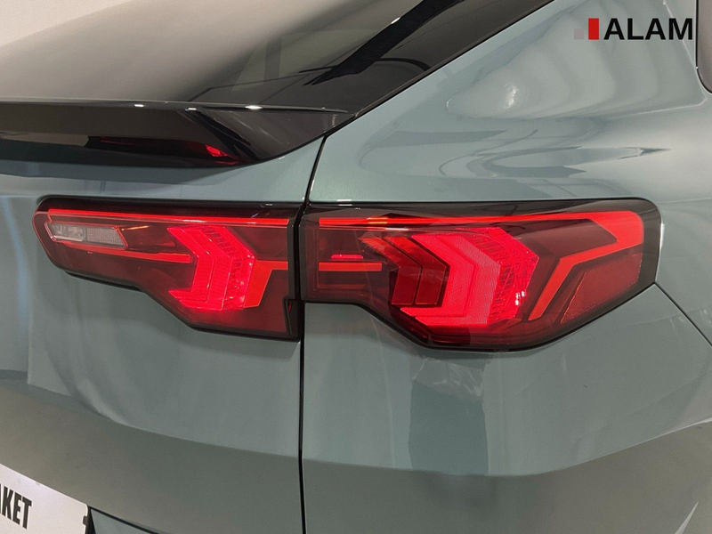 BMW X2 20 d xDrive M Sport ACC HUD Lane Park Sound — photo 12