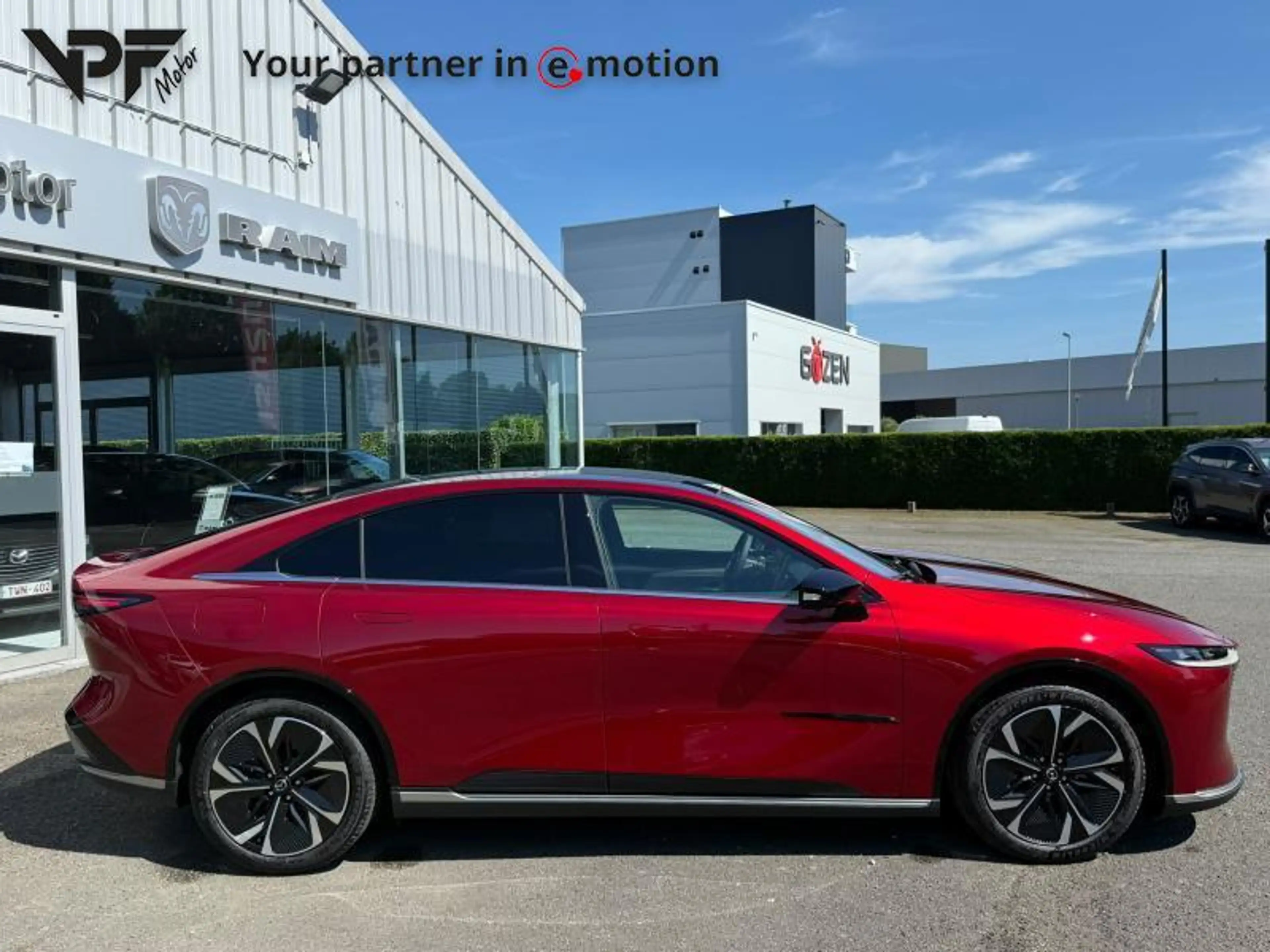Mazda 6e Takumi — photo 11