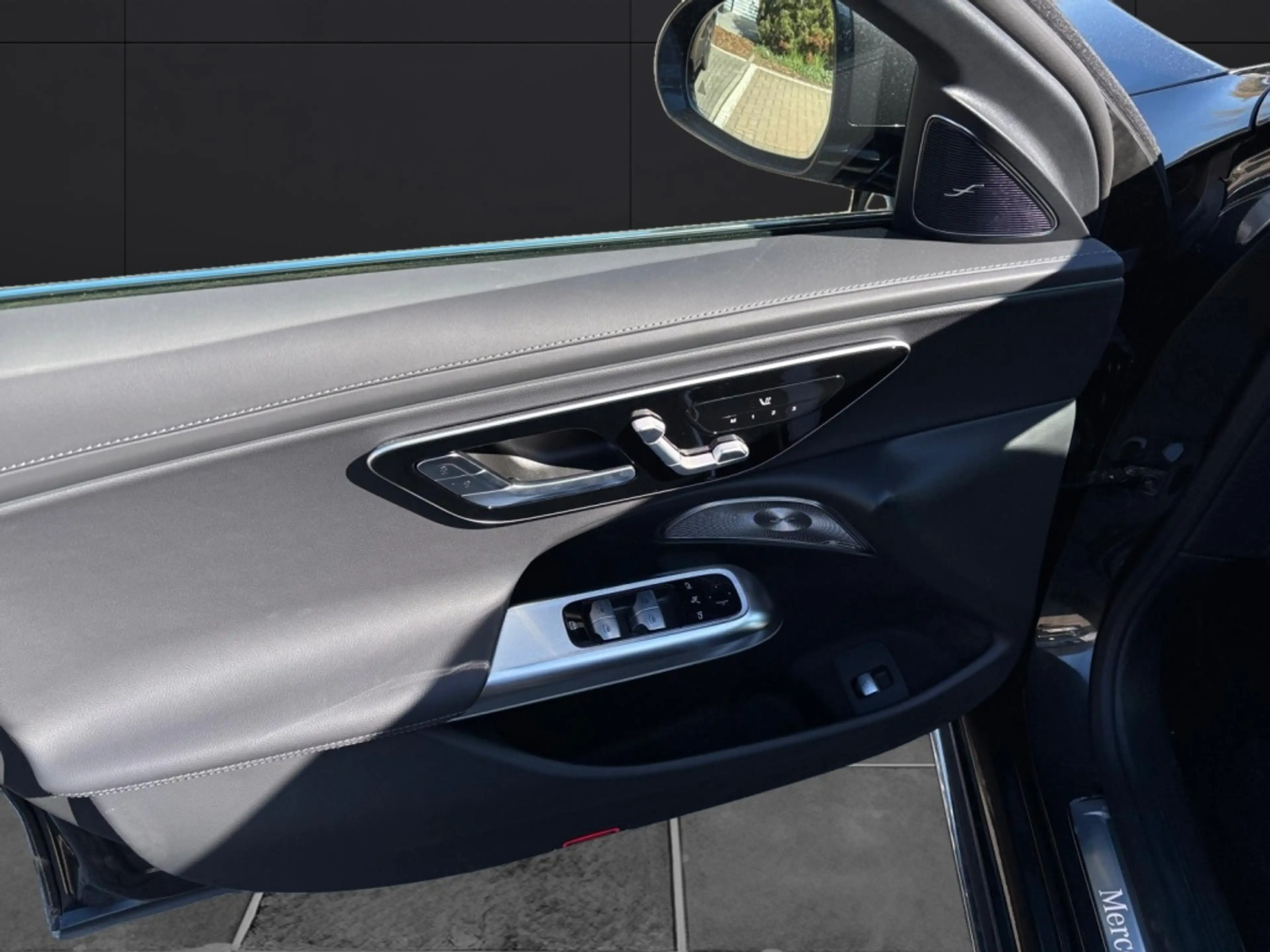 Mercedes-Benz E 450 d 4MATIC T-Modell AMG*AHV*Fahrassistenz — photo 9