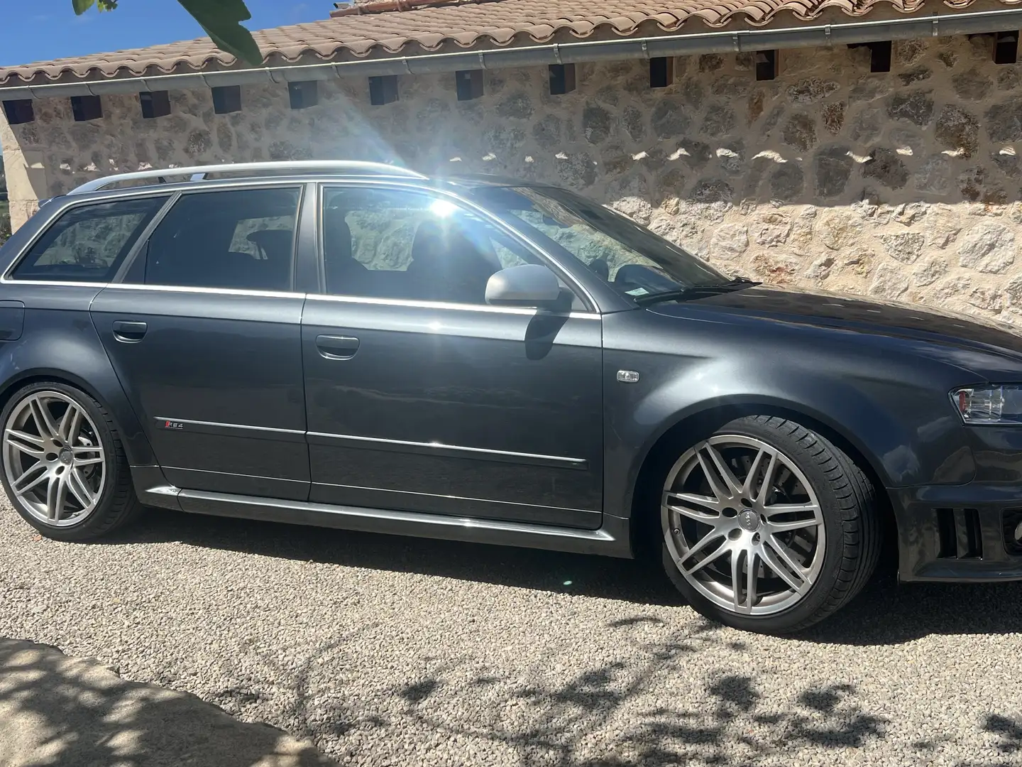 Audi RS4 Avant - 1