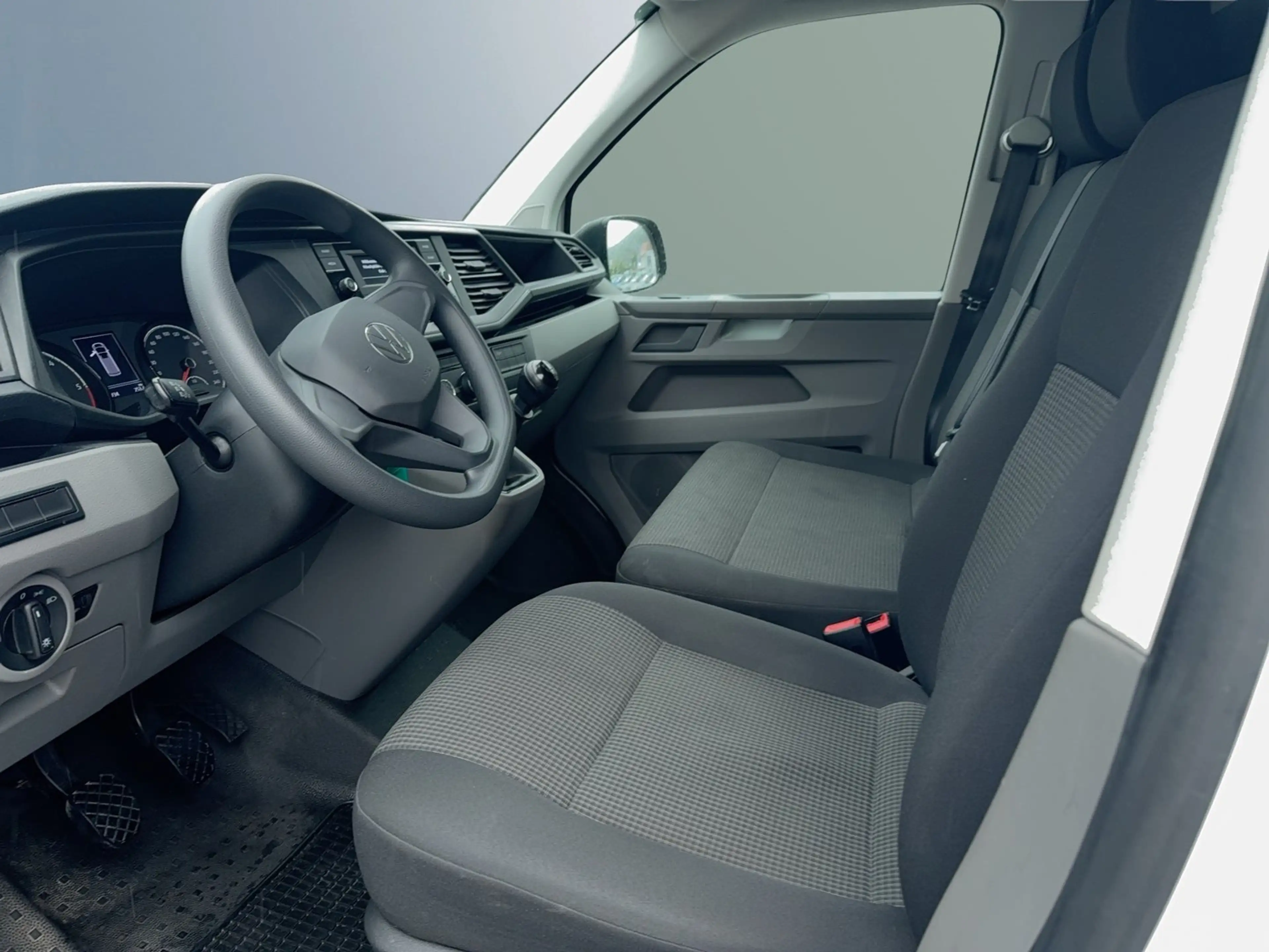 Volkswagen T6.1 Transporter VW Transporter T6.1 Kastenwagen TDI — photo 3
