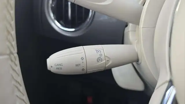 Fiat 500 view 12