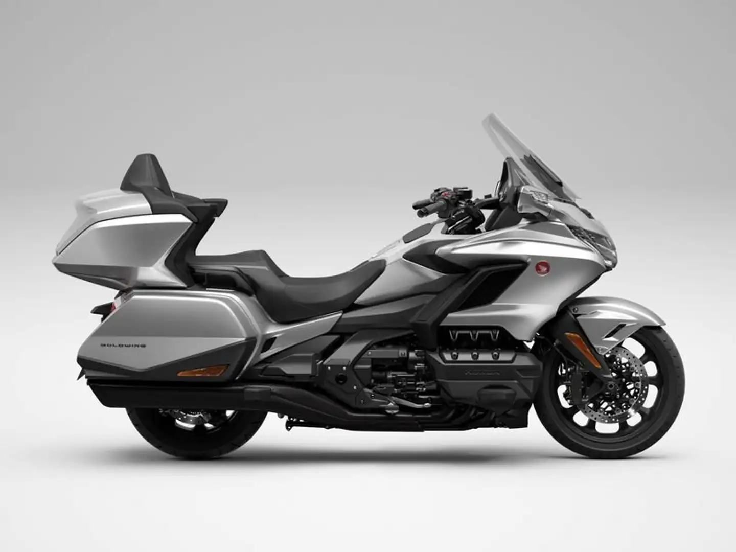 Honda Gold Wing Tour DCT - 1