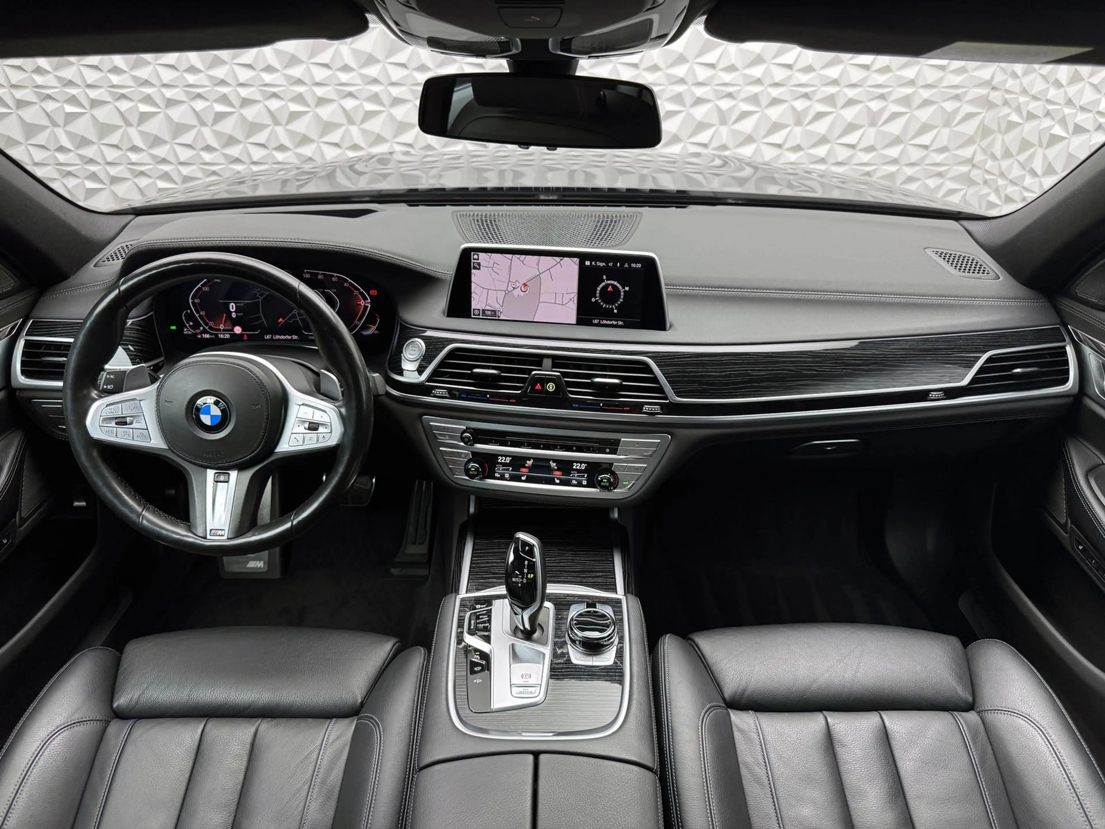BMW 740 d XDR*M-PAKET*H&K*STANDHZG*HUD*MASSAGE*KEY*360° — photo 9