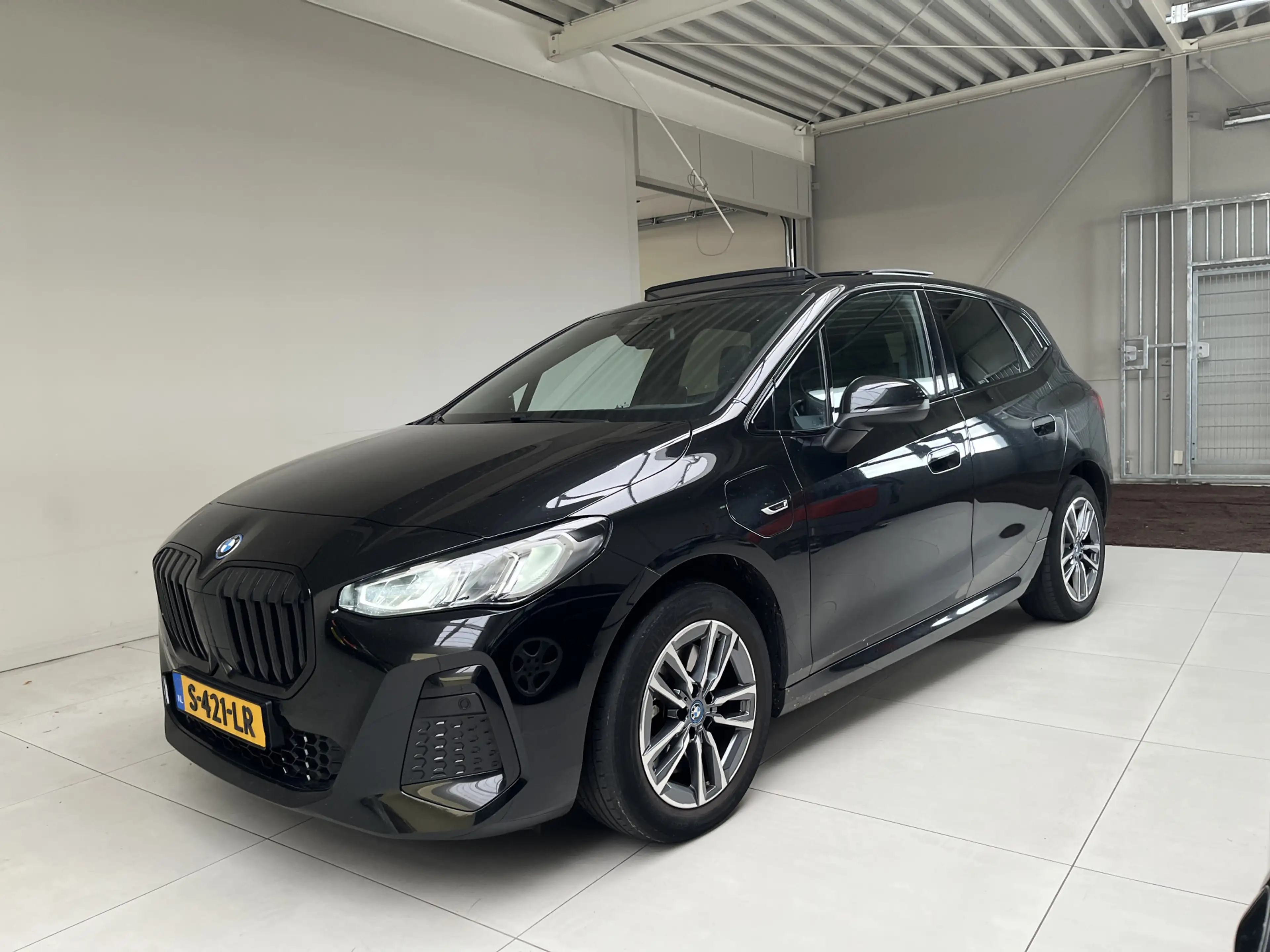 BMW 230 2-serie Active Tourer 230e xDrive | M-Sport | Pano — photo 15
