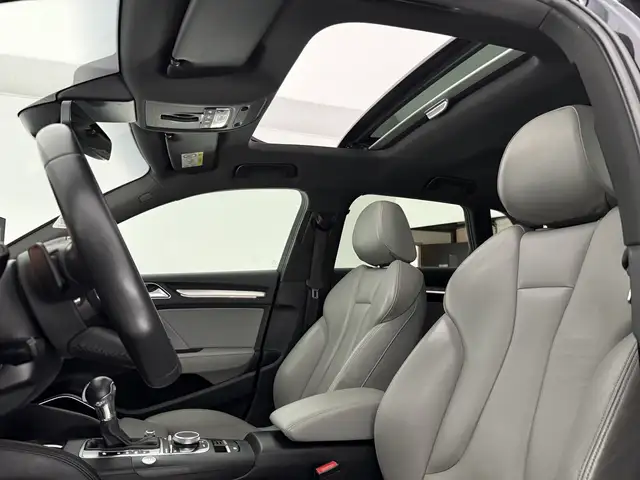 Audi A3 view 4