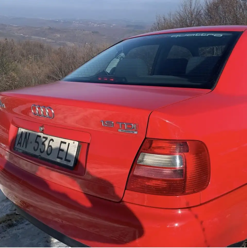 Audi A4 1.9 tdi quattro (110cv), foto 3