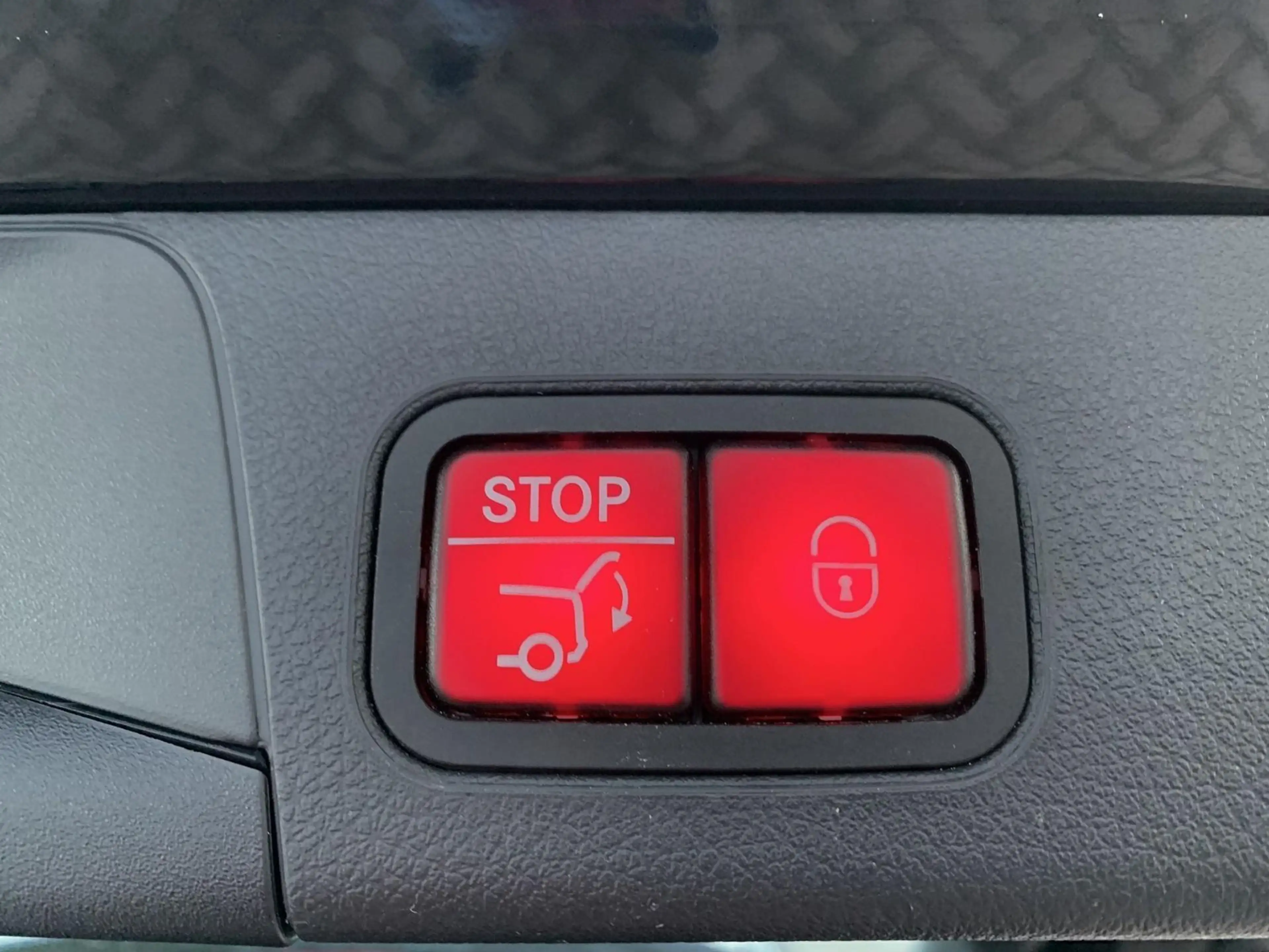 Mercedes-Benz B 200 d AHK+el.Klappe+Ambiente+LED+Kamera — photo 8