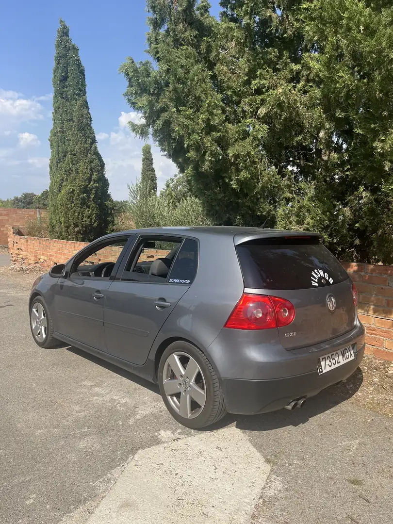 Volkswagen Golf GTI 2.0 TFSI - 2