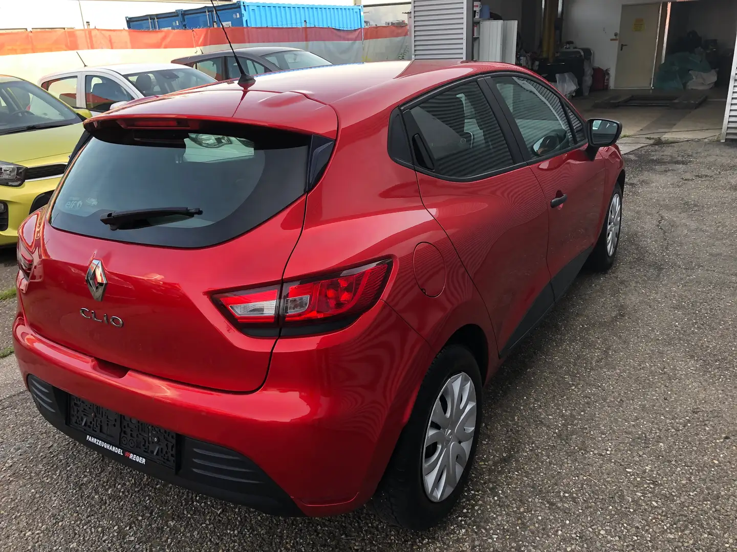 Renault Clio Clio Life 1,2 16V 75 Life#4 ZYLINDER#TOP ZUSTAND Rot - 2