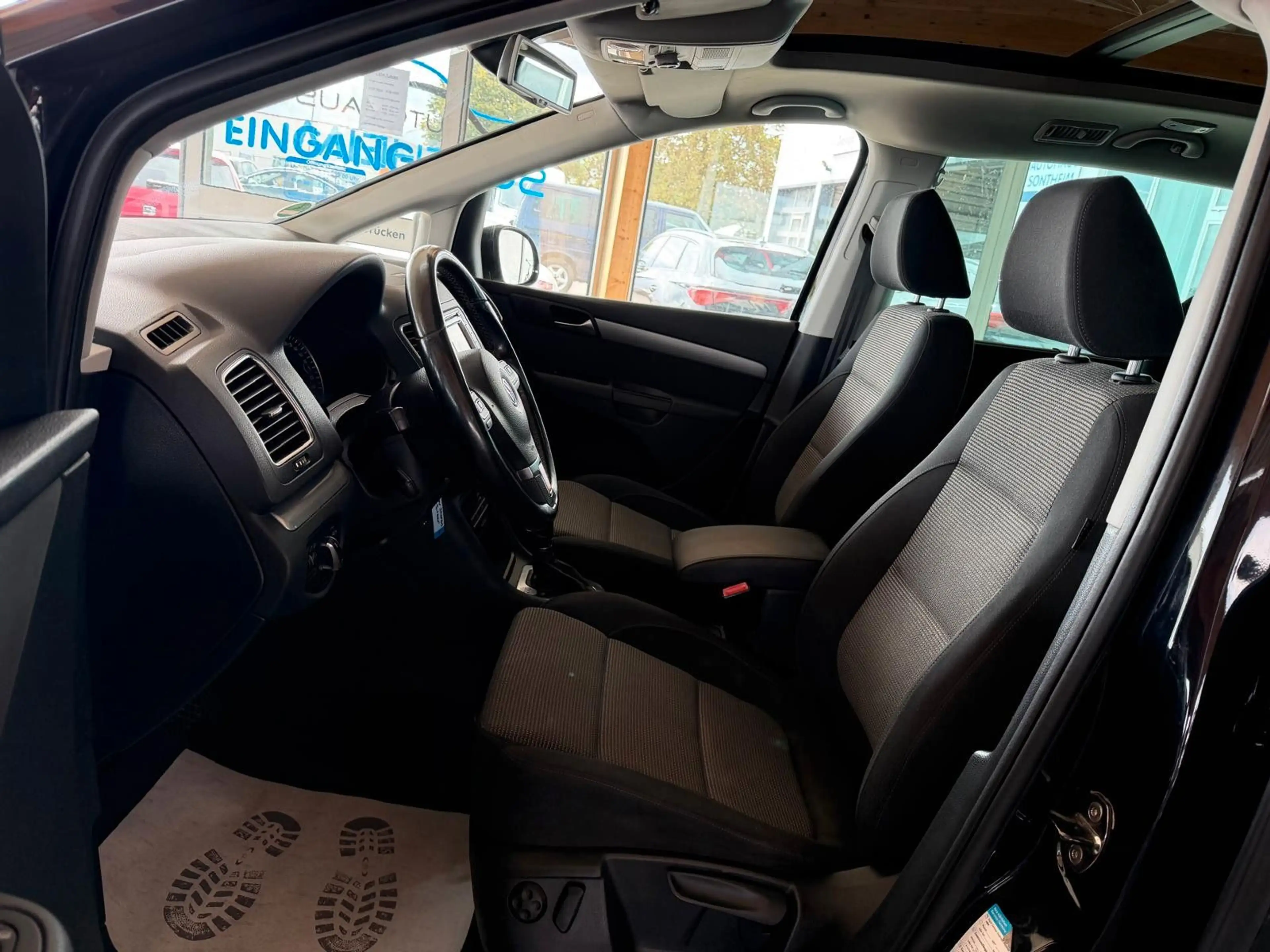 Volkswagen Sharan BMT*SHZ*PDC*Temp*Pano*Nav*7Sitzer — photo 13
