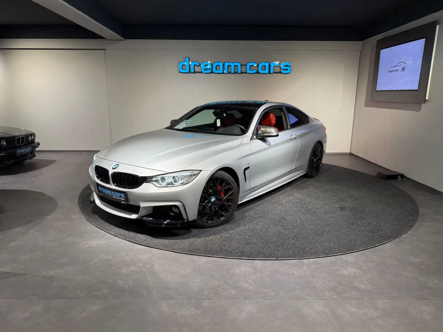BMW 435 d xDrive / M Sportpaket / Navi Prof / HIFI / Zilver - 1