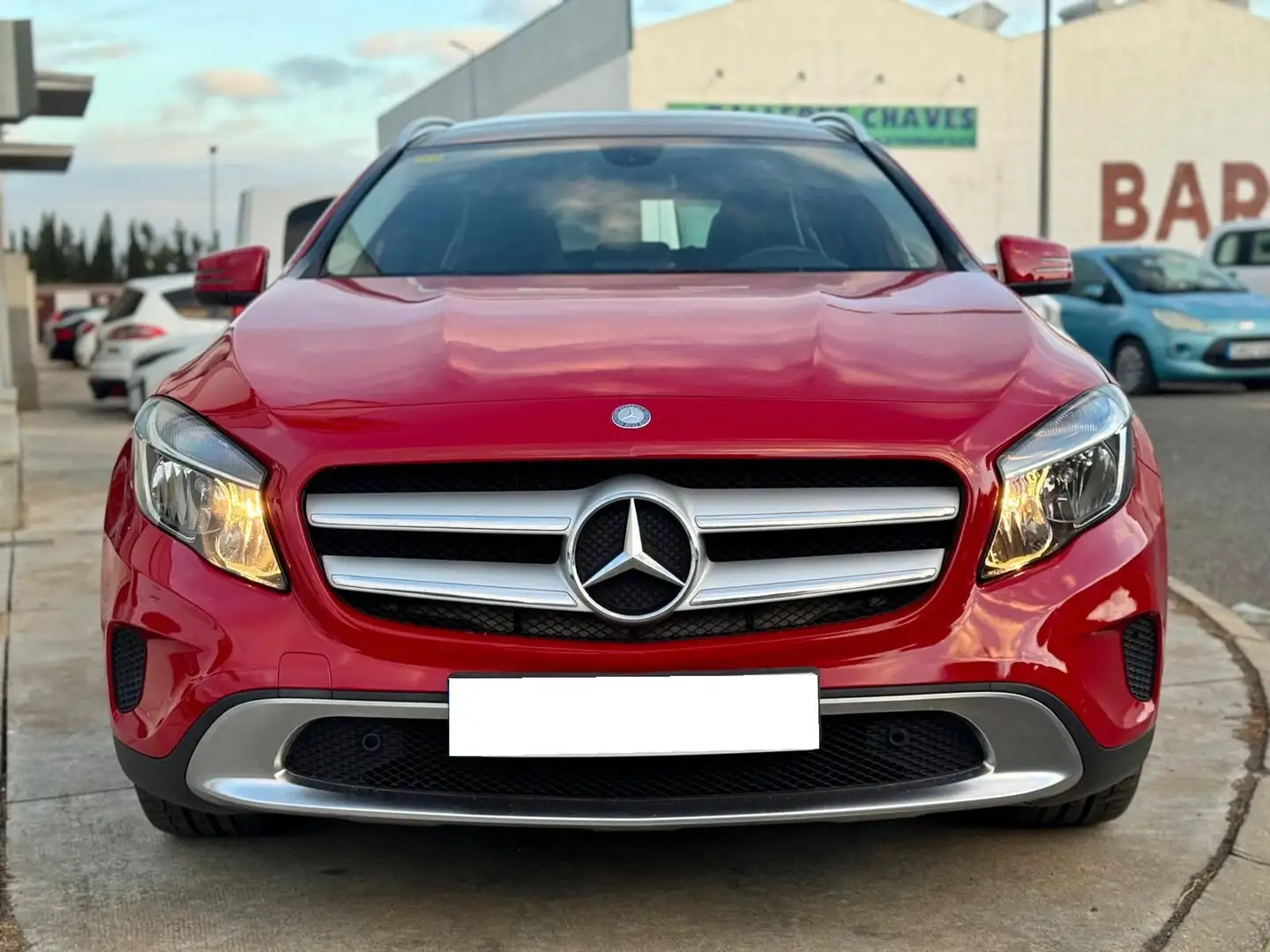 Mercedes-Benz GLA 200 200CDI Edition 1 Rouge - 2