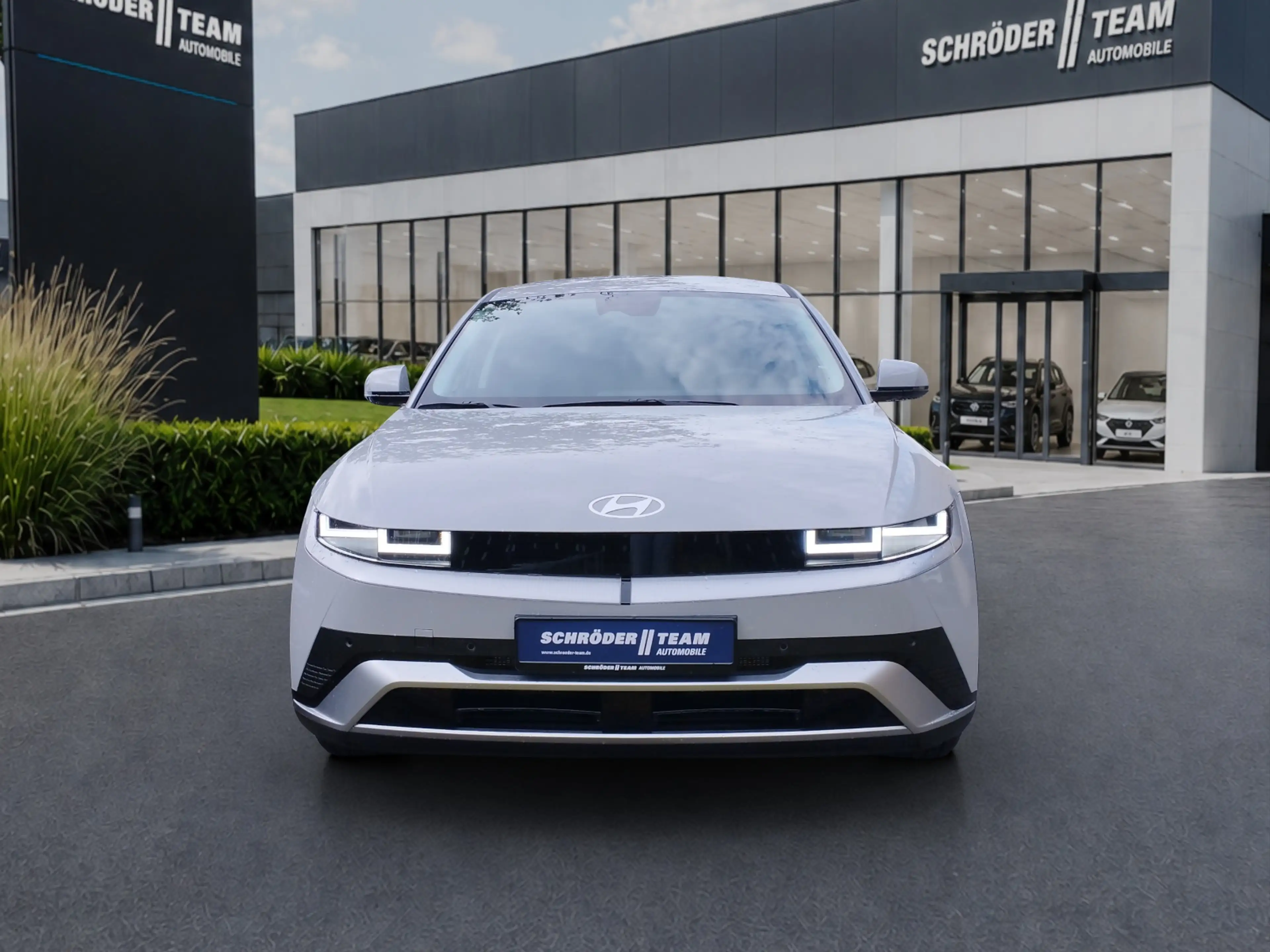 Hyundai IONIQ 5 84 kWh CENTRIQ LED-Paket/99,9% SOH — photo 2