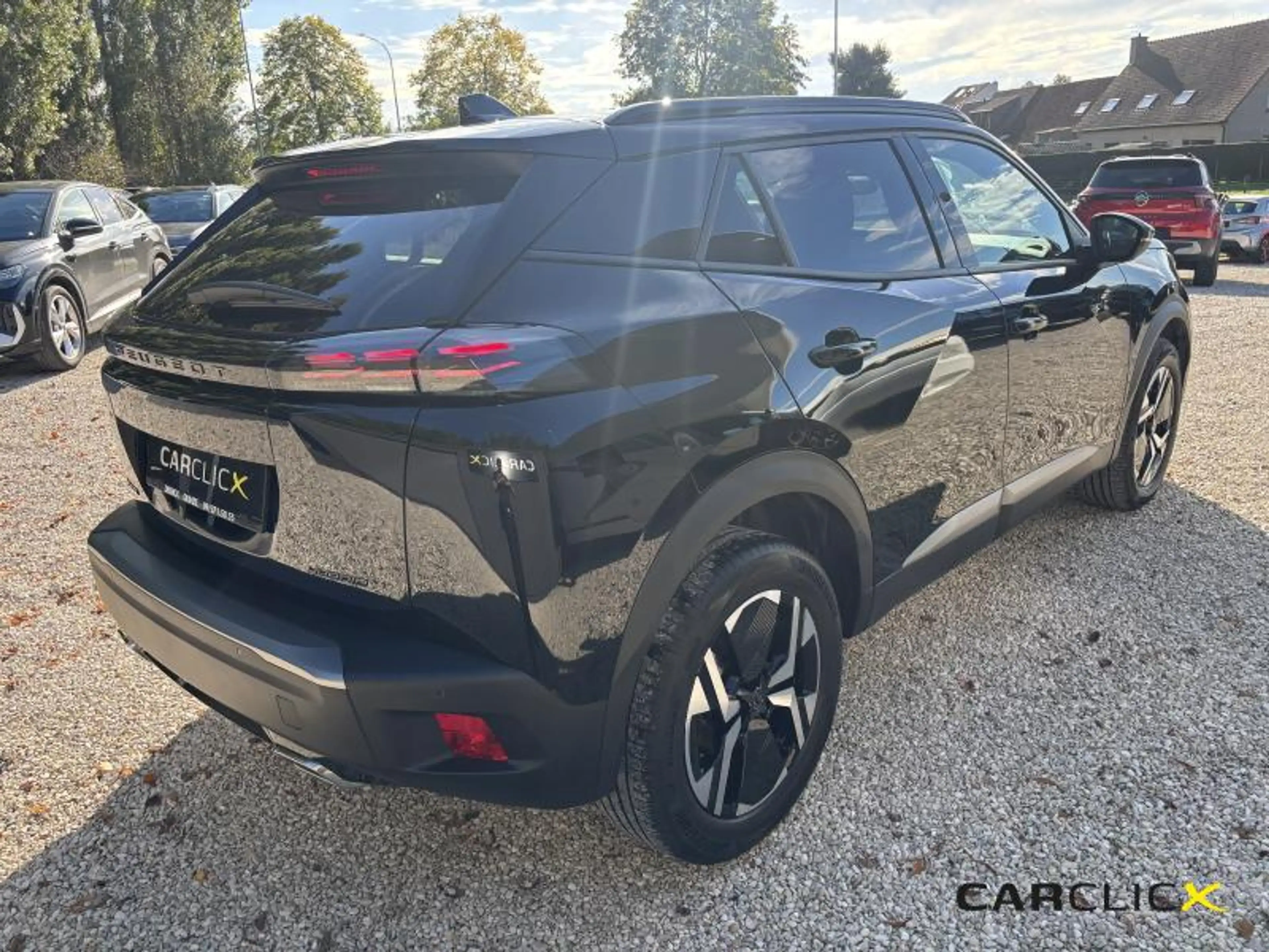 Peugeot 2008 Allure Hybrid 145 e-DSC6 — photo 5