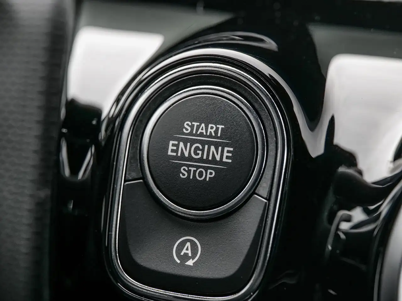 Mercedes-Benz CLA снимка Mercedes-Benz CLA
