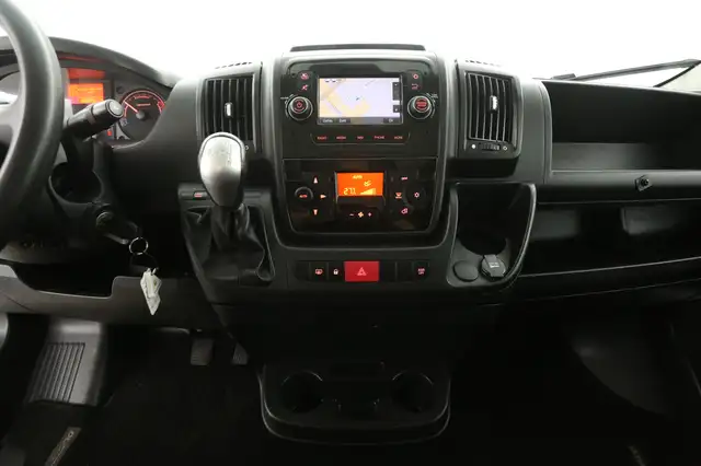 Fiat Ducato view 11