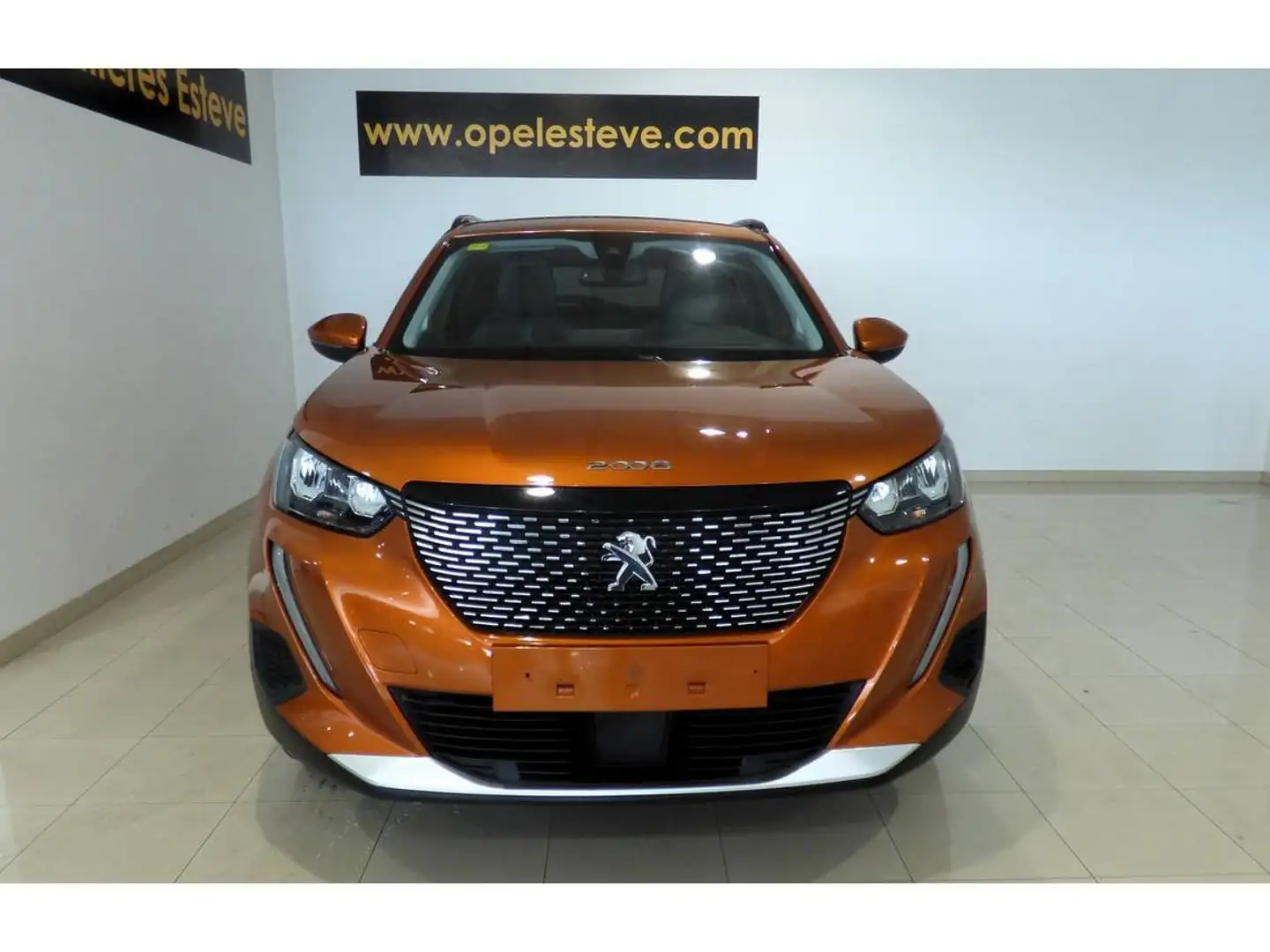 Peugeot 2008 1.5BlueHDi S&S Allure 100 Orange - 2