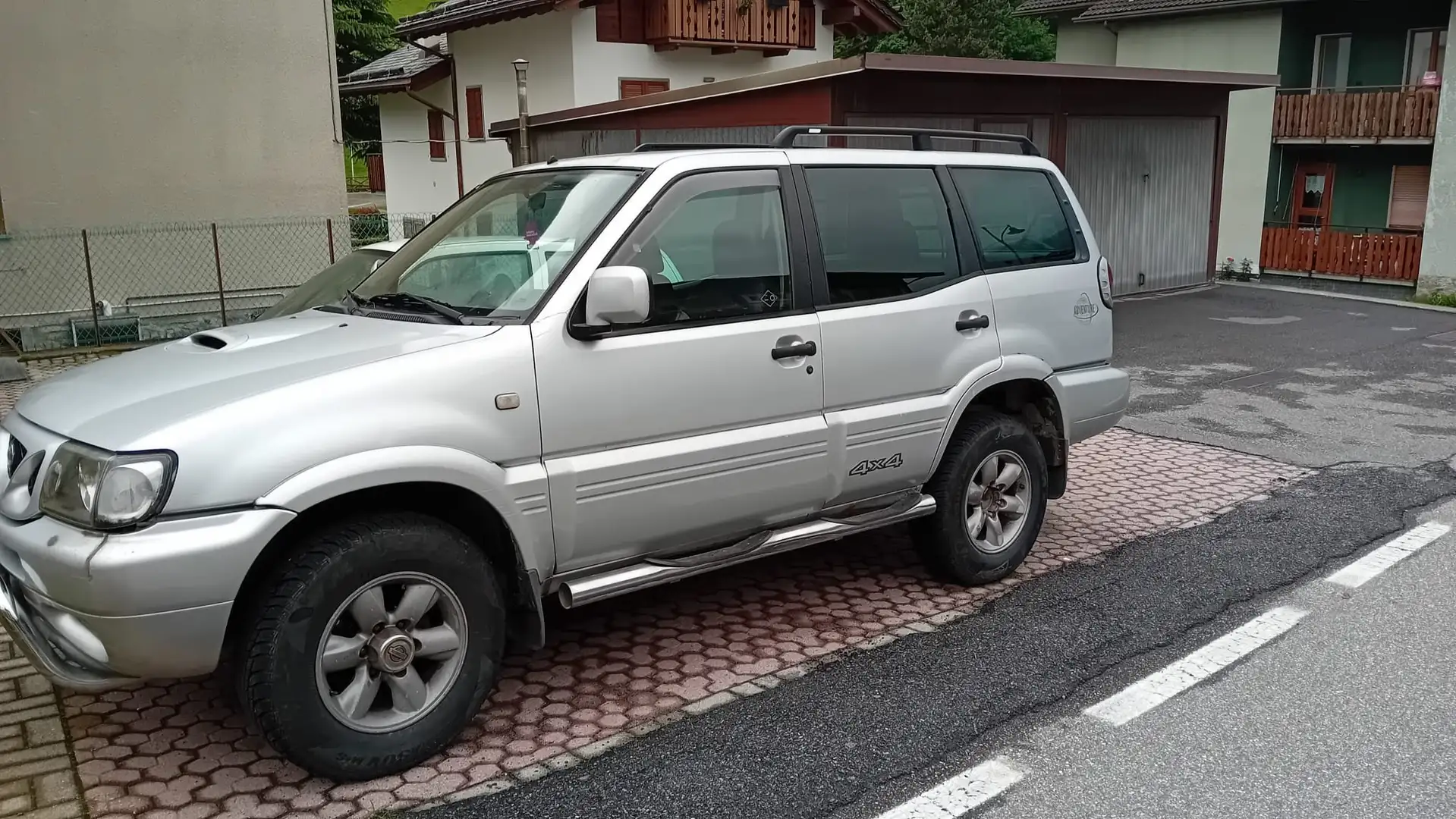 Nissan Terrano TERRANO II ADVENTURE Argent - 1