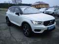 Volvo XC40 Bissnes Weiß - thumbnail 1