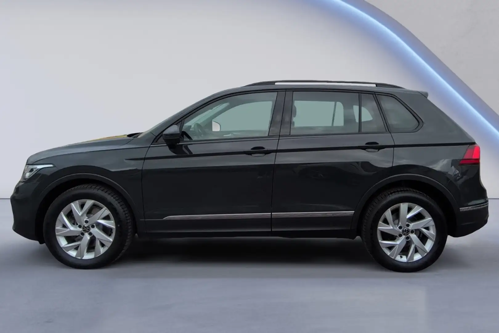 Volkswagen Tiguan 2.0 TSI DSG 4M Life KAMERA+MATRIX+NAVI Grau - 2