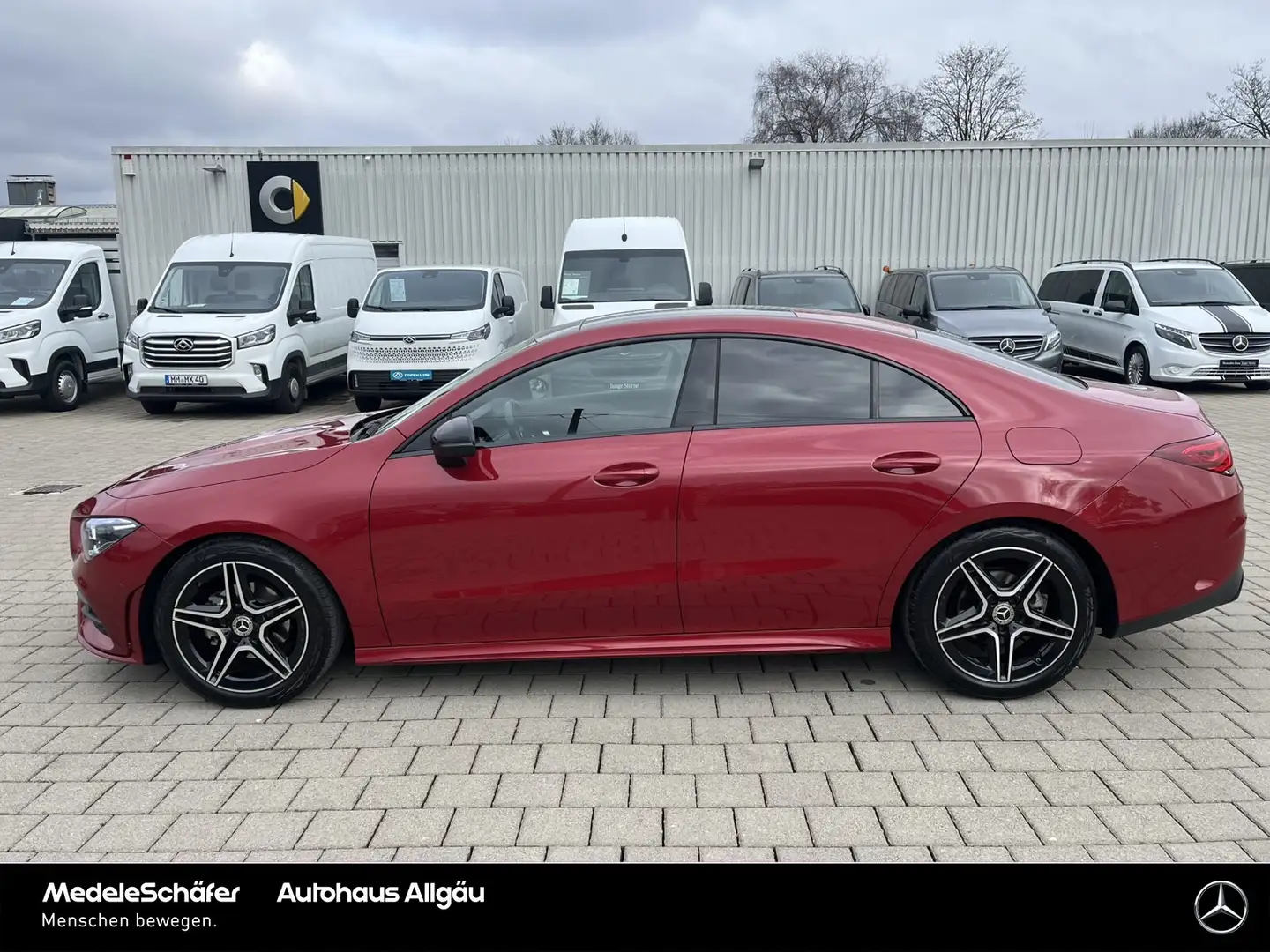 Mercedes-Benz CLA 180 CLA 180 AMG Night AHK Pano Ambiente Kamera LED Tel Rosso - 2