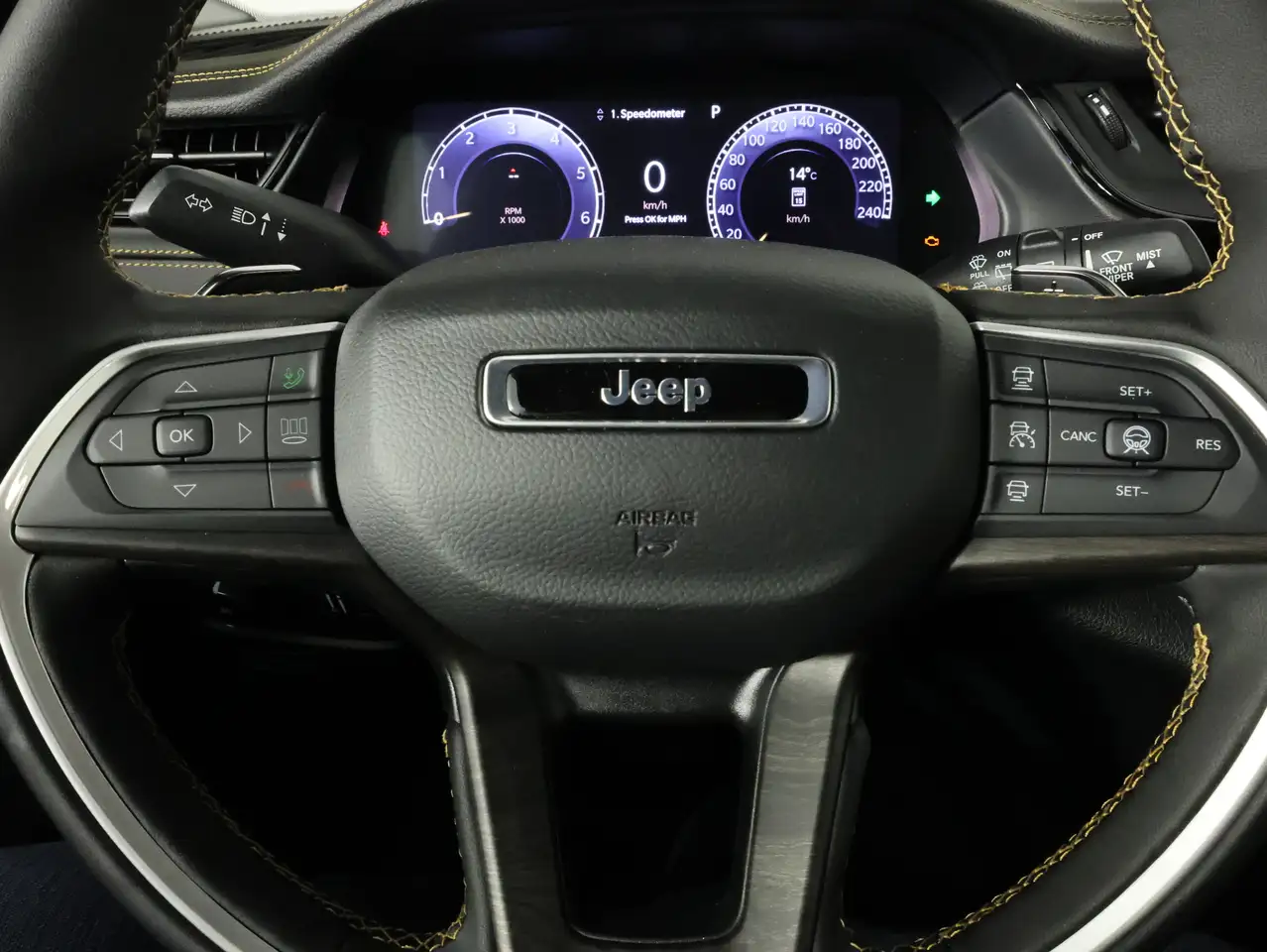 Jeep Grand Cherokee снимка Jeep Grand Cherokee