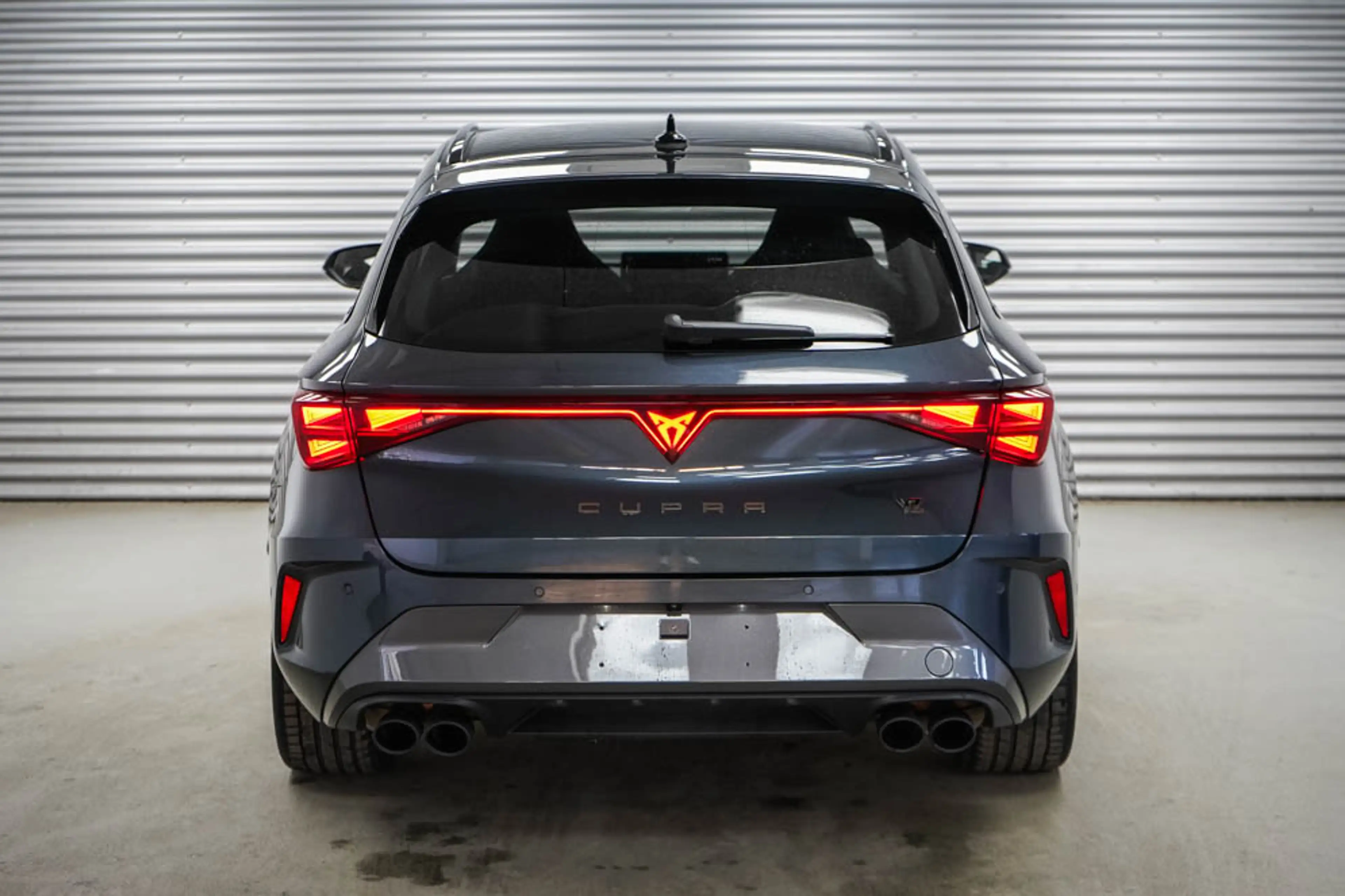 CUPRA Leon ST 2,0 TSI DSG 4x4 VZ - LAGER — photo 4