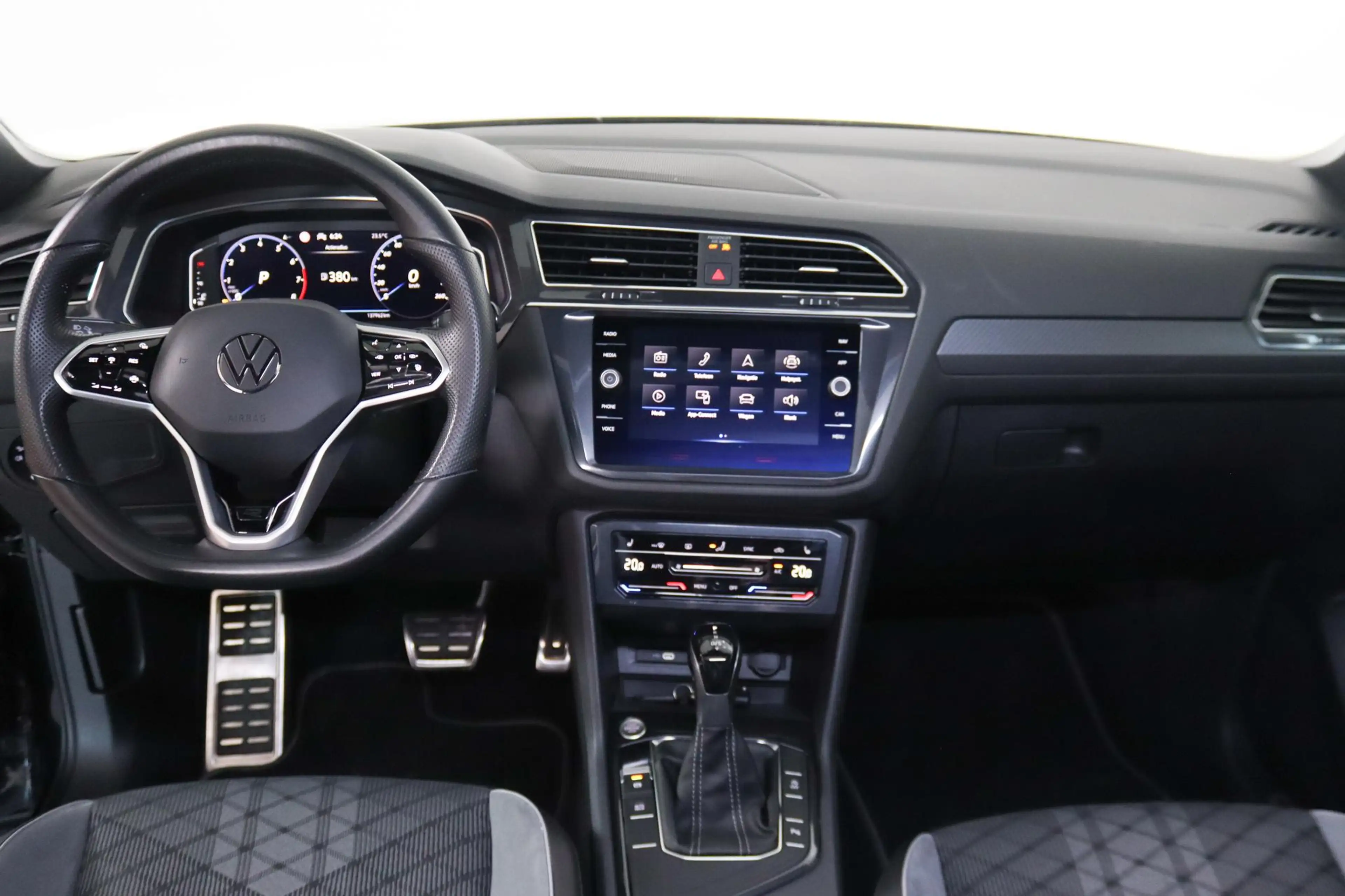 Volkswagen Tiguan Allspace 1.5 TSI R-Line Business+ 7-Persoons Panoramadak, I — photo 3