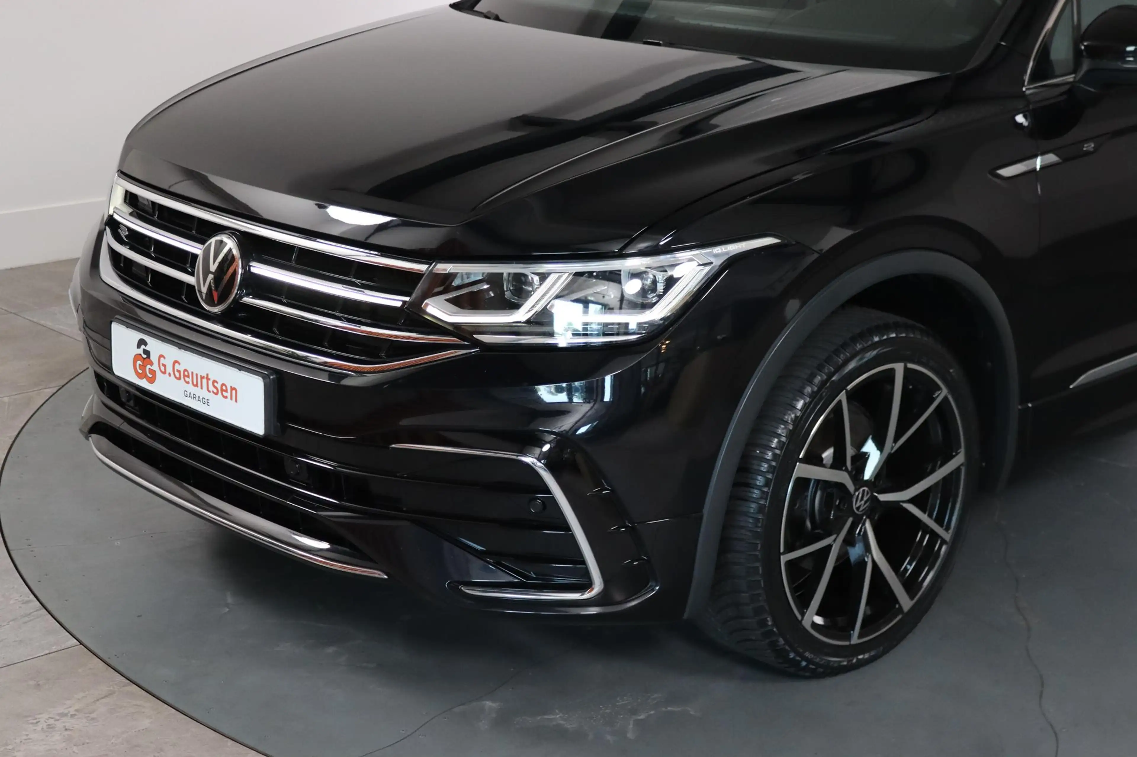 Volkswagen Tiguan Allspace 1.5 TSI R-Line Business+ 7-Persoons Panoramadak, I — photo 10