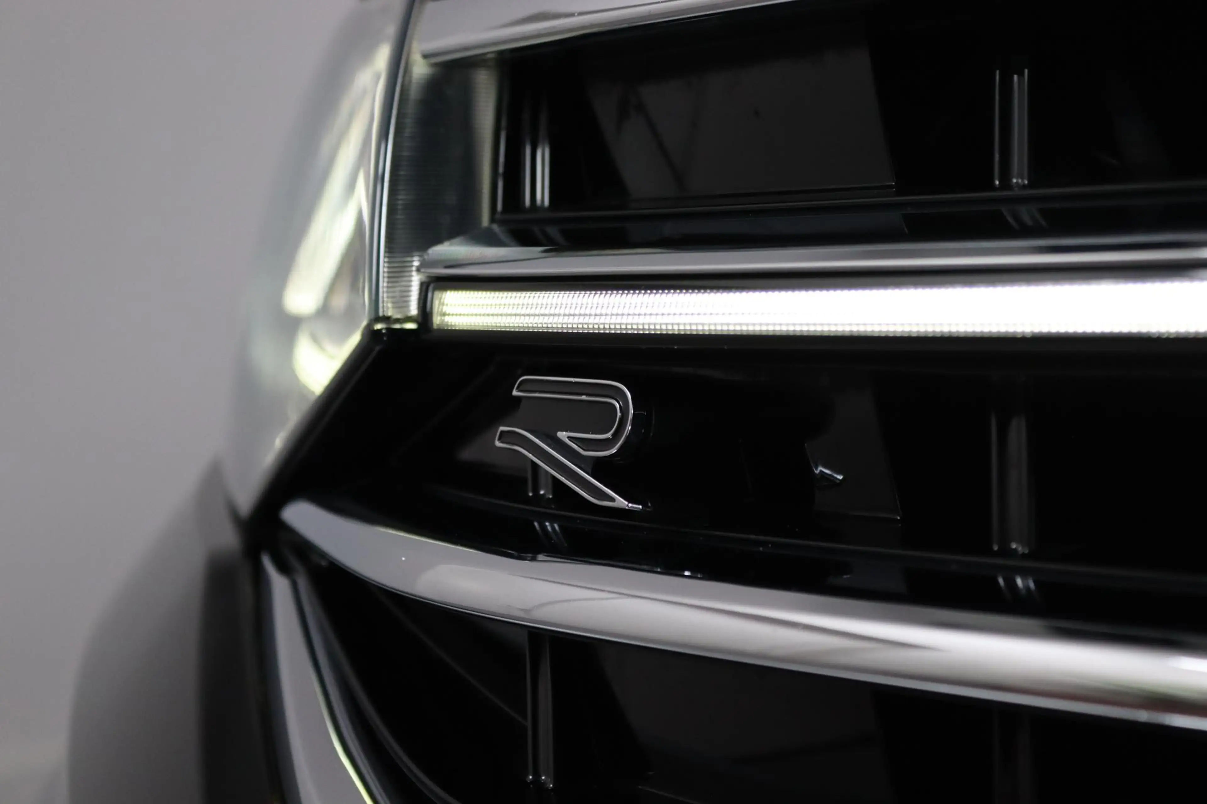 Volkswagen Tiguan Allspace 1.5 TSI R-Line Business+ 7-Persoons Panoramadak, I — photo 14